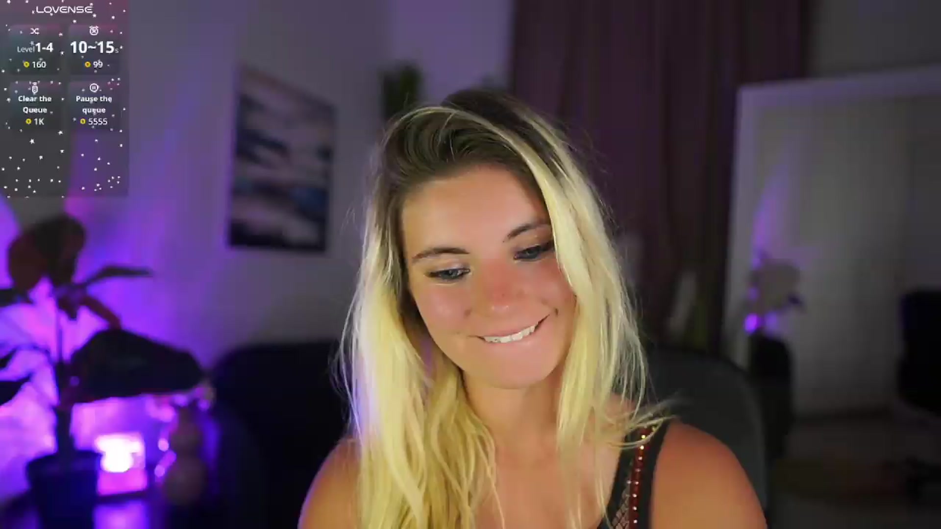 Gallery image thumbnail from Jetpearl74's myfreecams stream on, 08/01/2026, 19:25 image 17 of 20
