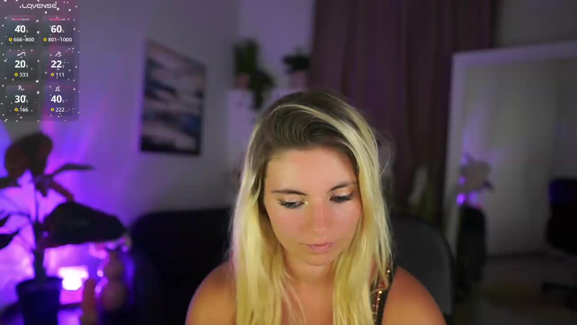 Gallery image thumbnail from Jetpearl74's myfreecams stream on, 08/01/2026, 21:22 image 12 of 20