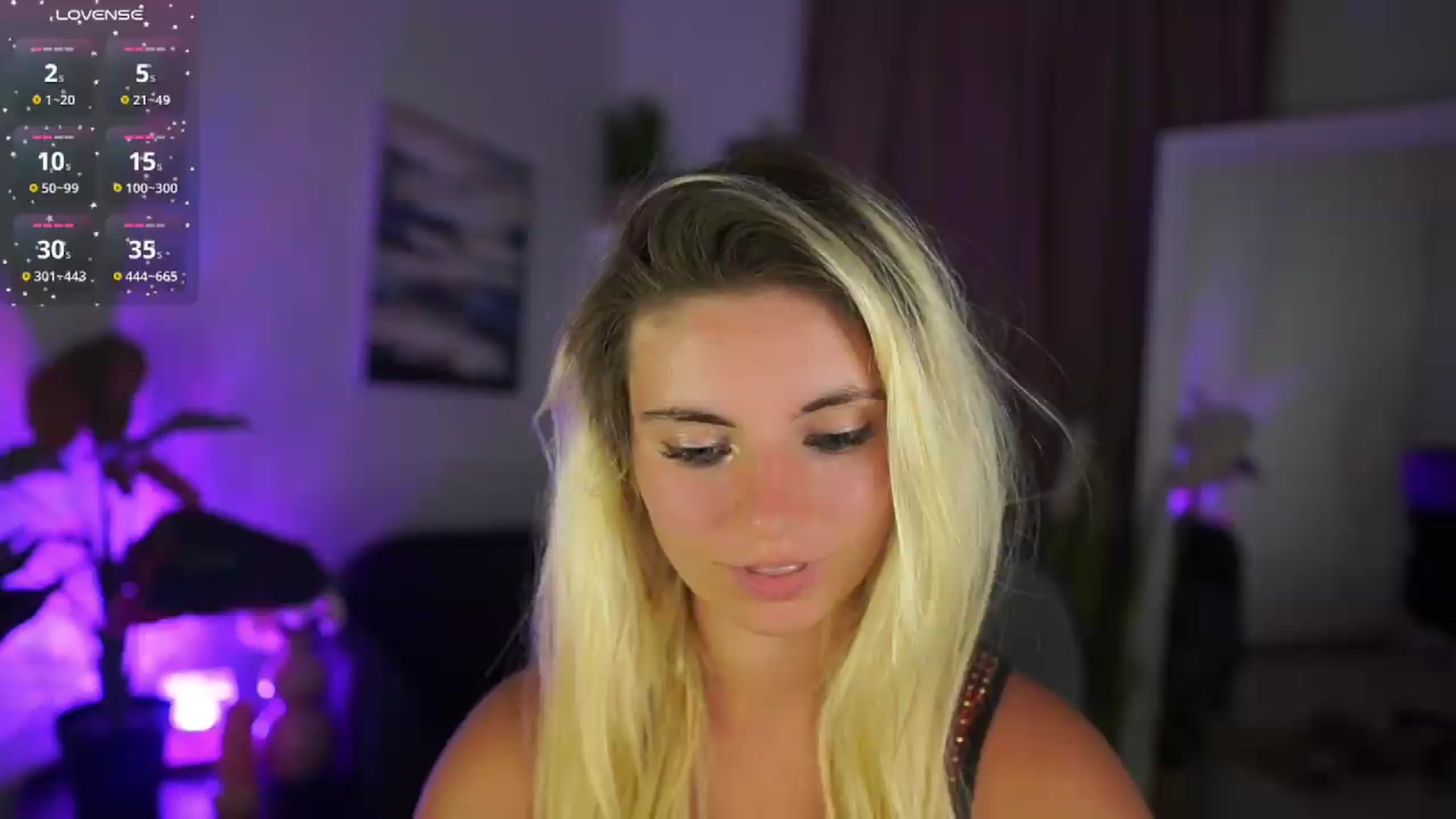 Gallery image thumbnail from Jetpearl74's myfreecams stream on, 08/01/2026, 21:22 image 19 of 20