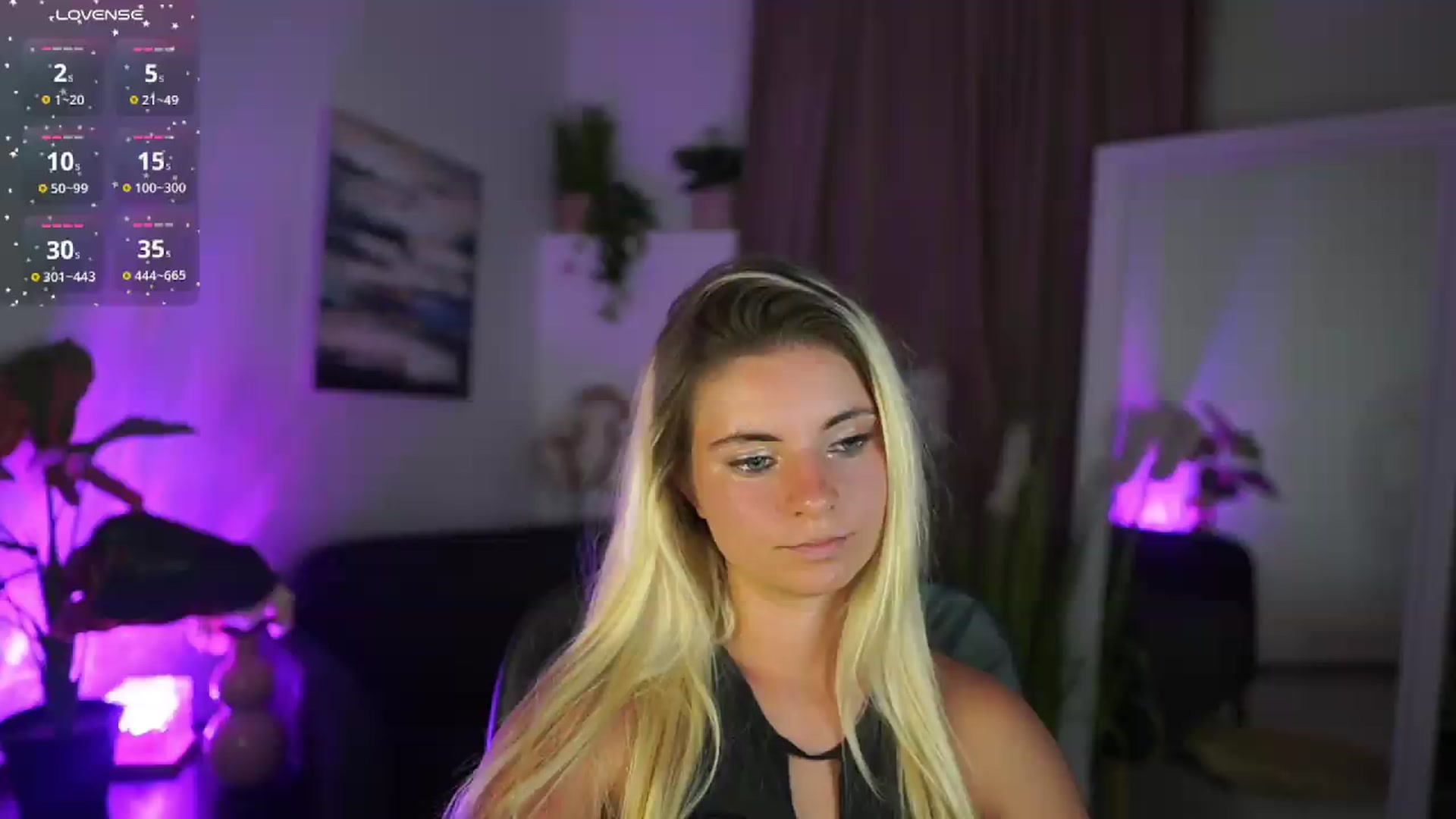Gallery image thumbnail from Jetpearl74's myfreecams stream on, 08/04/2026, 18:00 image 19 of 20
