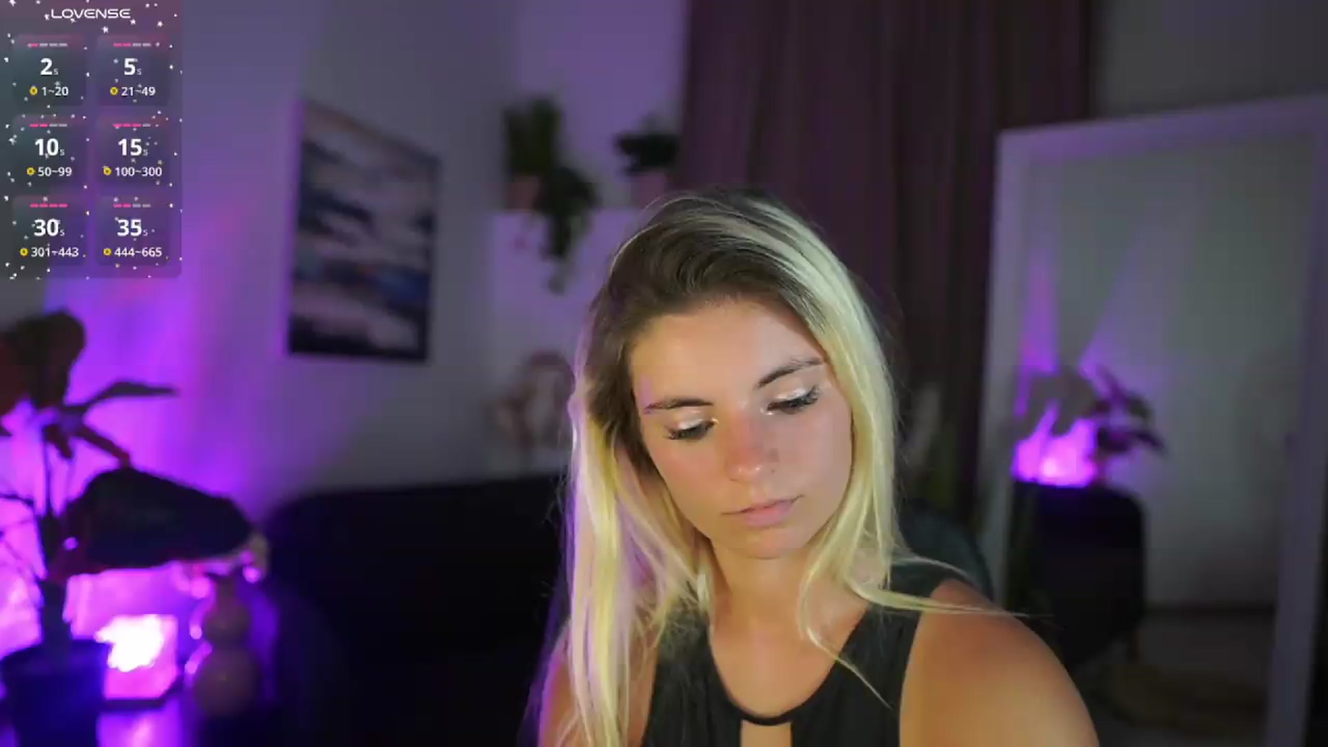 Gallery image thumbnail from Jetpearl74's myfreecams stream on, 08/04/2026, 19:22 image 4 of 20
