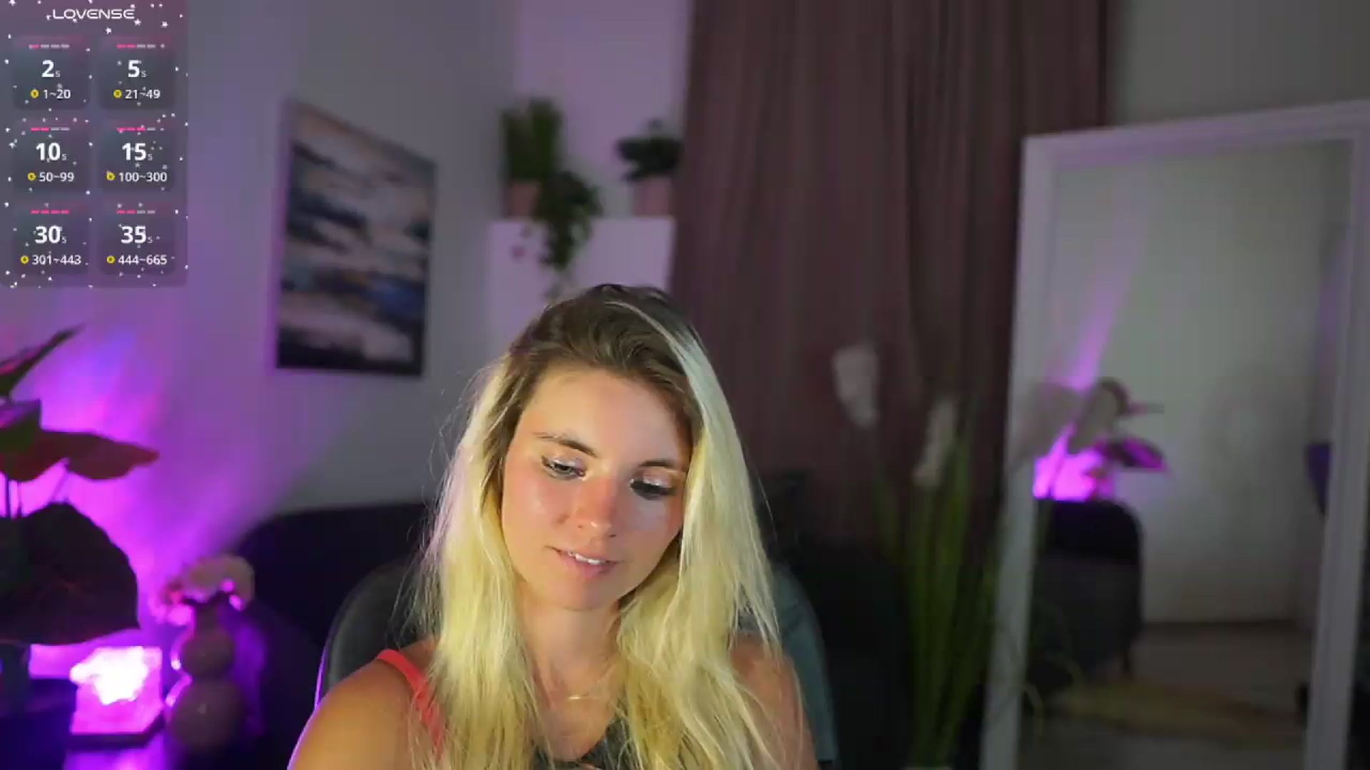 Gallery image thumbnail from Jetpearl74's myfreecams stream on, 08/10/2026, 20:27 image 2 of 20