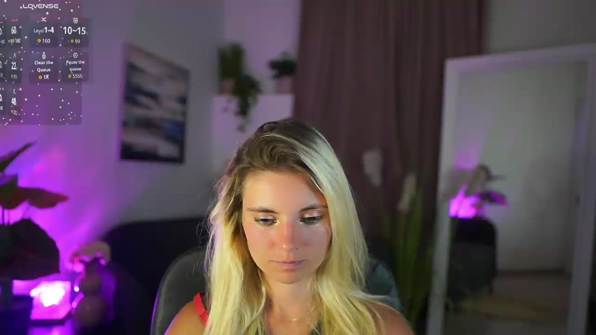 Gallery image thumbnail from Jetpearl74's myfreecams stream on, 08/10/2026, 20:27 image 4 of 20