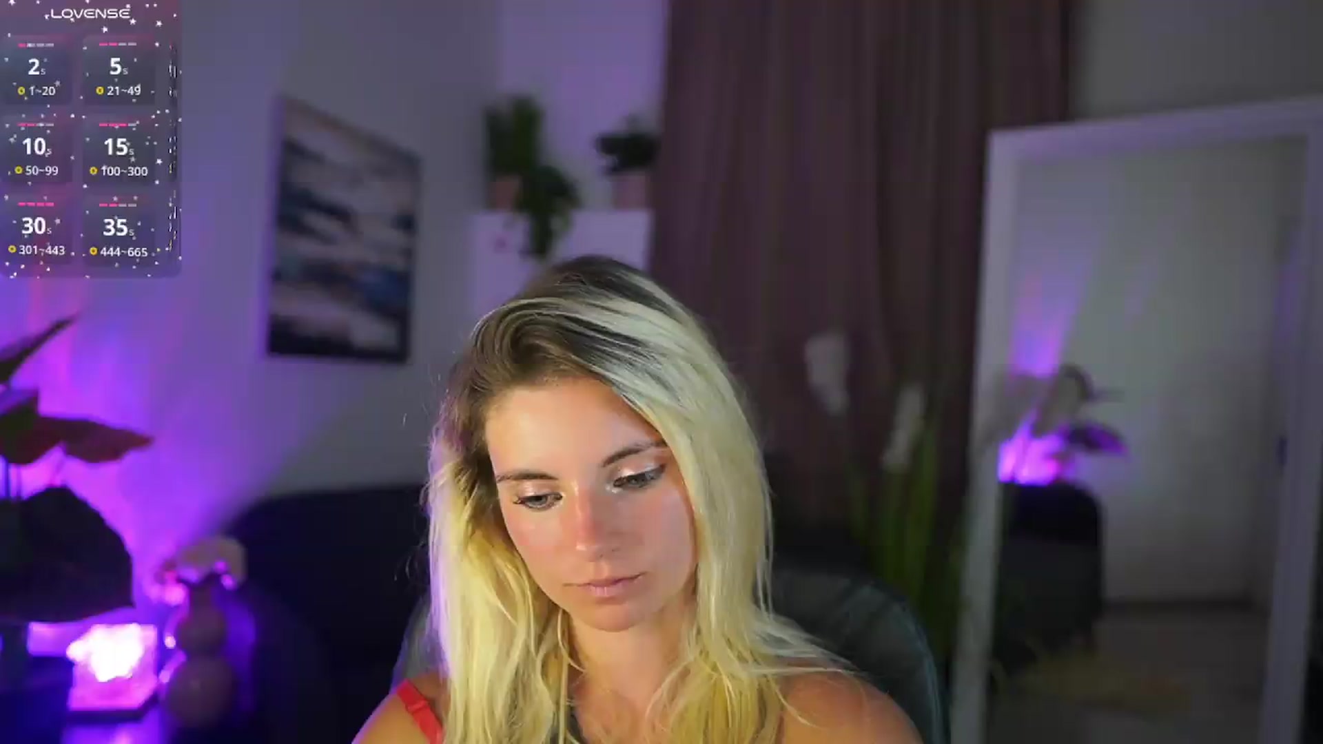 Gallery image thumbnail from Jetpearl74's myfreecams stream on, 08/10/2026, 20:58 image 13 of 20