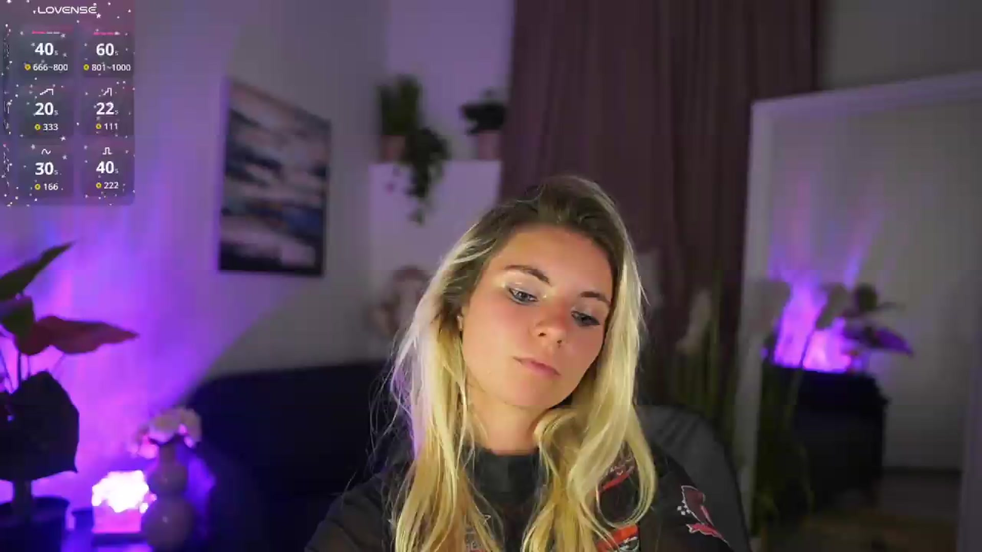 Gallery image thumbnail from Jetpearl74's myfreecams stream on, 08/16/2026, 21:53 image 9 of 20