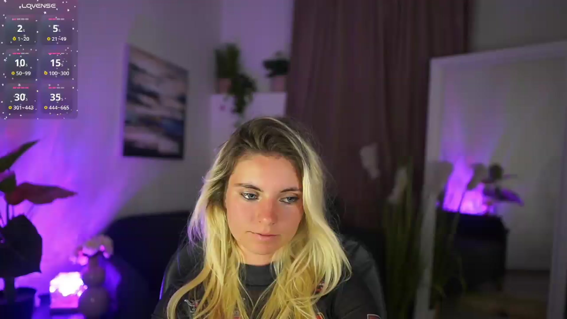 Gallery image thumbnail from Jetpearl74's myfreecams stream on, 08/16/2026, 21:53 image 4 of 20