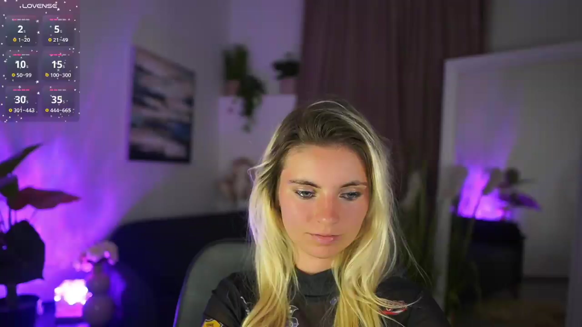 Gallery image thumbnail from Jetpearl74's myfreecams stream on, 08/16/2026, 22:41 image 7 of 20