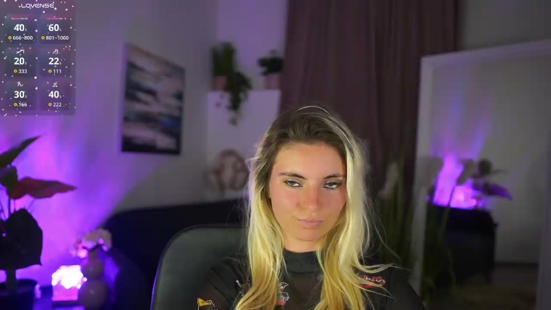 Gallery image thumbnail from Jetpearl74's myfreecams stream on, 08/16/2026, 22:41 image 3 of 20