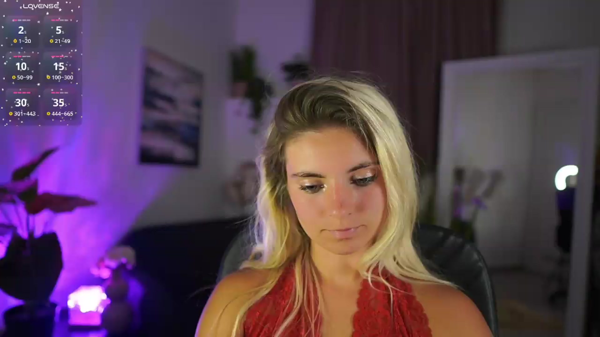 Gallery image thumbnail from Jetpearl74's myfreecams stream on, 08/18/2026, 22:18 image 14 of 20