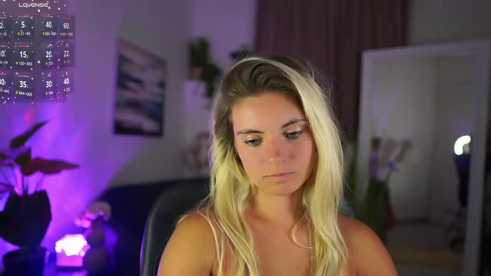Gallery image thumbnail from Jetpearl74's myfreecams stream on, 08/18/2026, 23:39 image 14 of 20