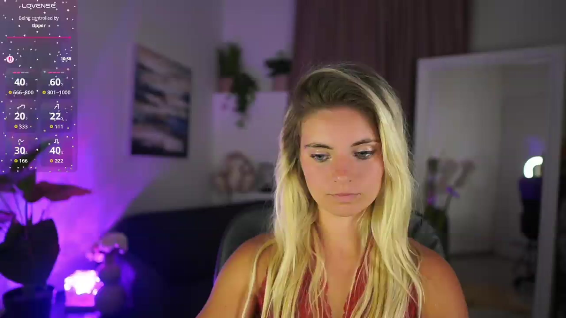 Gallery image thumbnail from Jetpearl74's myfreecams stream on, 08/18/2026, 23:39 image 1 of 20