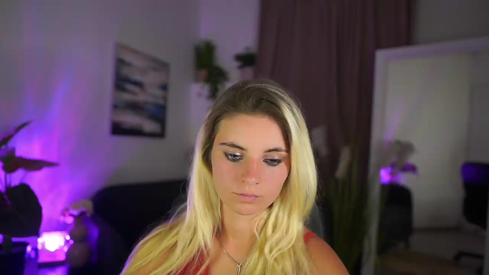 Gallery image thumbnail from Jetpearl74's myfreecams stream on, 09/01/2026, 18:52 image 12 of 20
