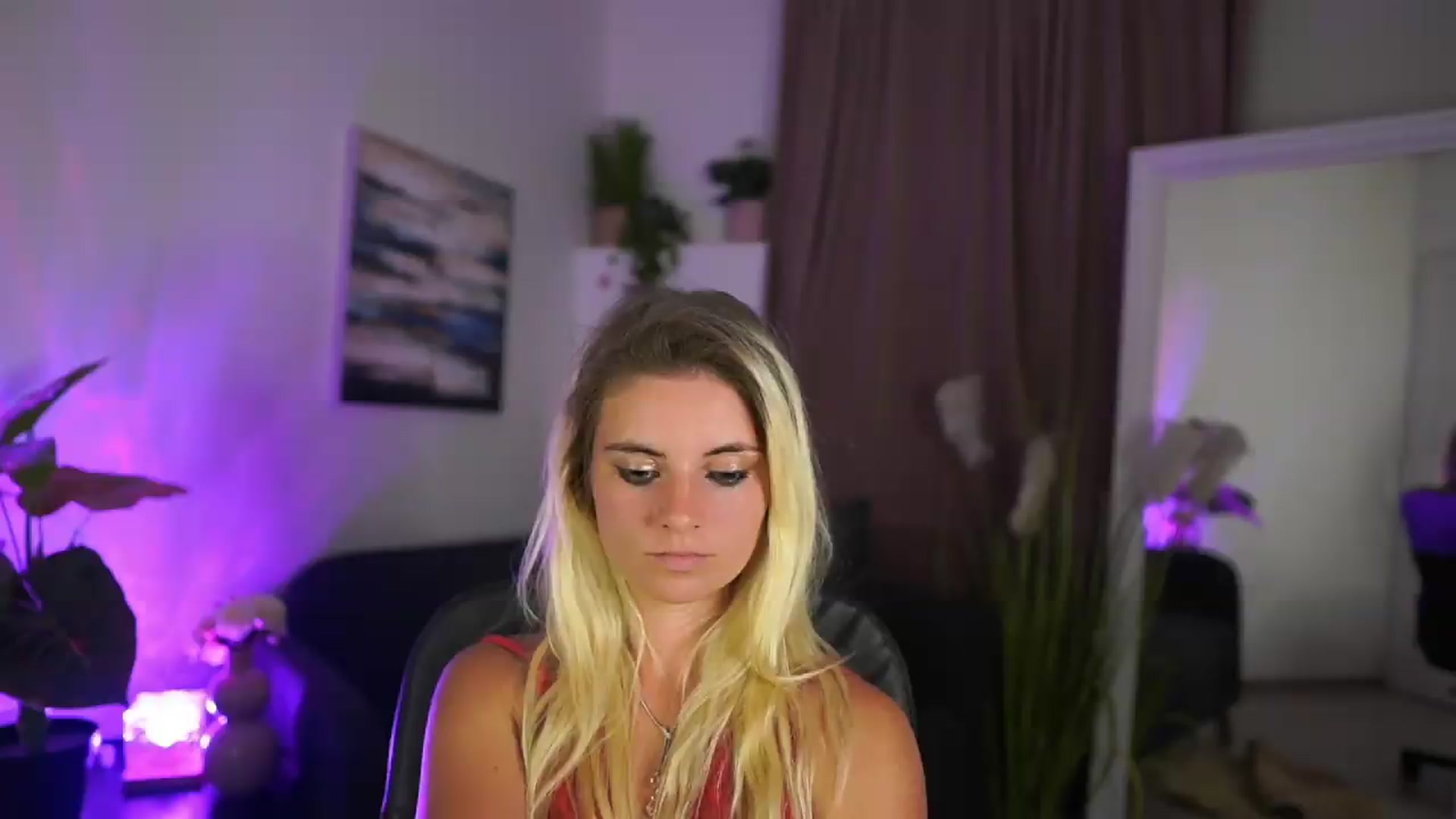 Gallery image thumbnail from Jetpearl74's myfreecams stream on, 09/01/2026, 21:10 image 18 of 20