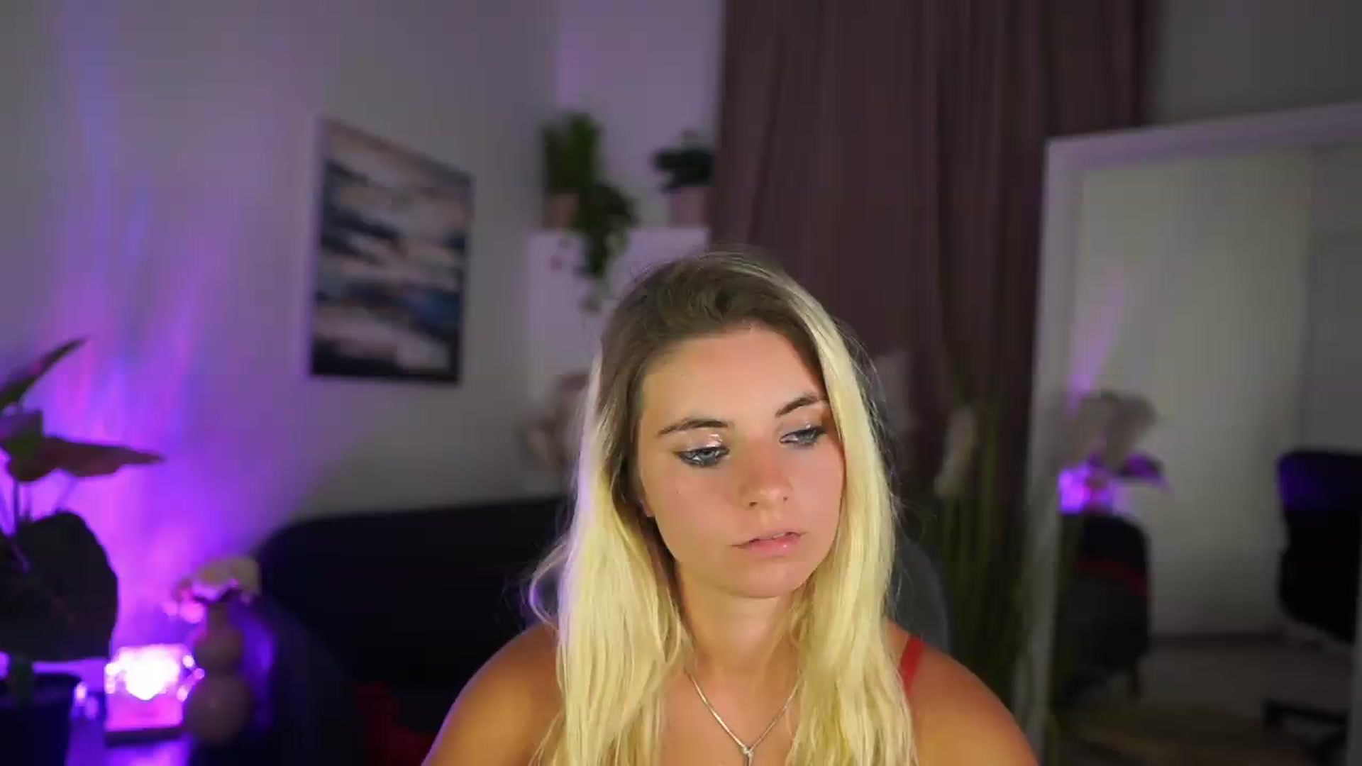 Gallery image thumbnail from Jetpearl74's myfreecams stream on, 09/01/2026, 21:10 image 5 of 20