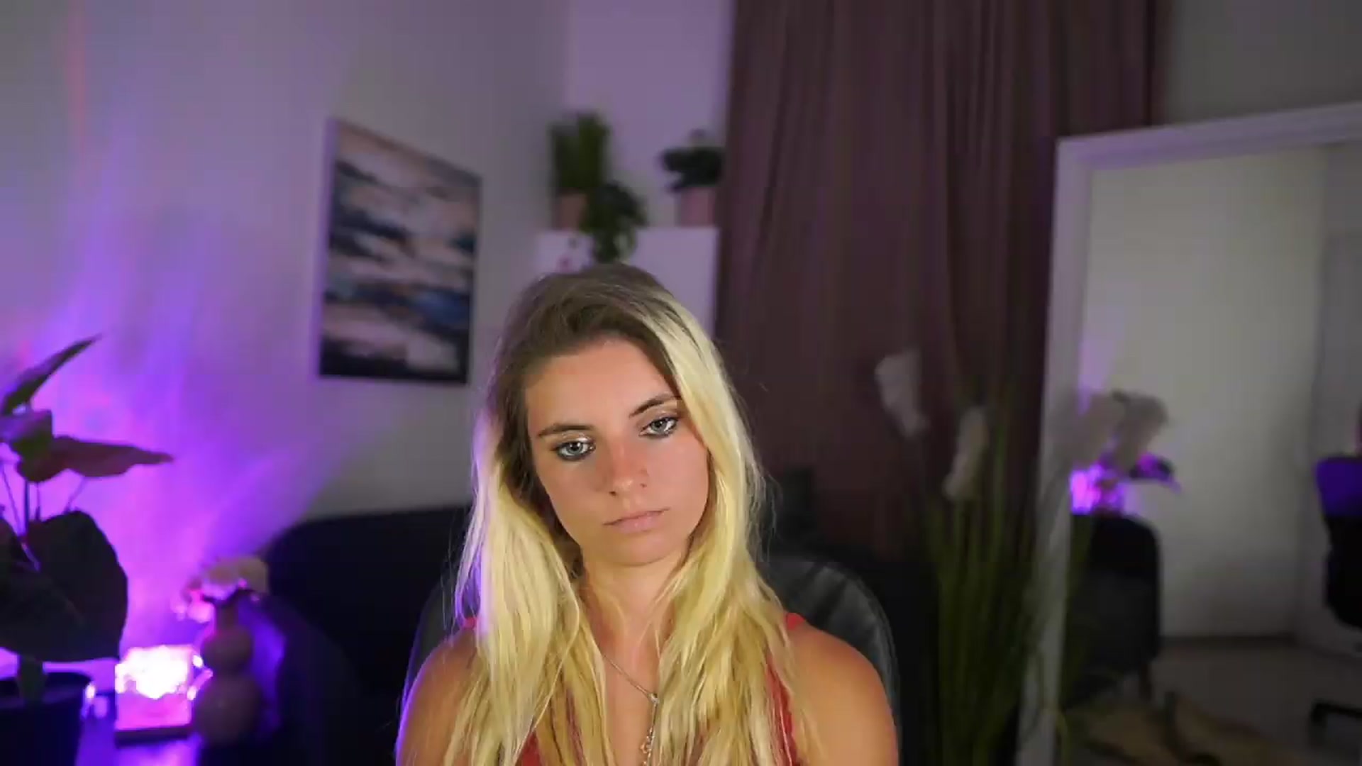 Gallery image thumbnail from Jetpearl74's myfreecams stream on, 09/01/2026, 21:10 image 17 of 20