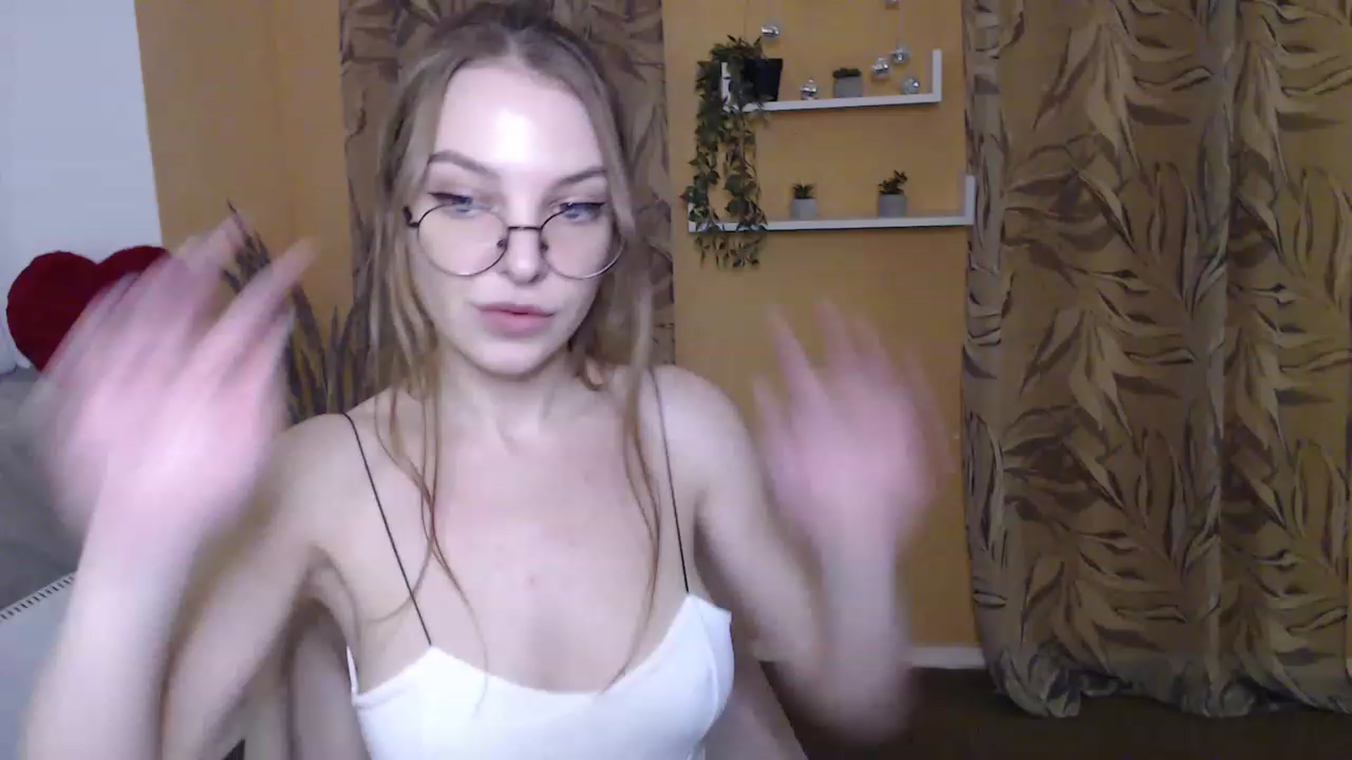 Gallery image thumbnail from JettySise's myfreecams stream on, 11/24/2022, 01:01 image 15 of 20