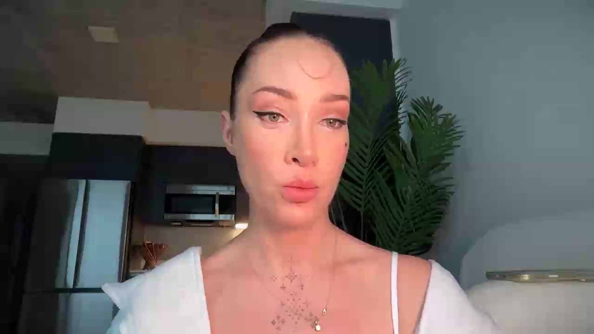 Gallery image thumbnail from Jevoryn's myfreecams stream on, 08/12/2026, 23:04 image 1 of 20