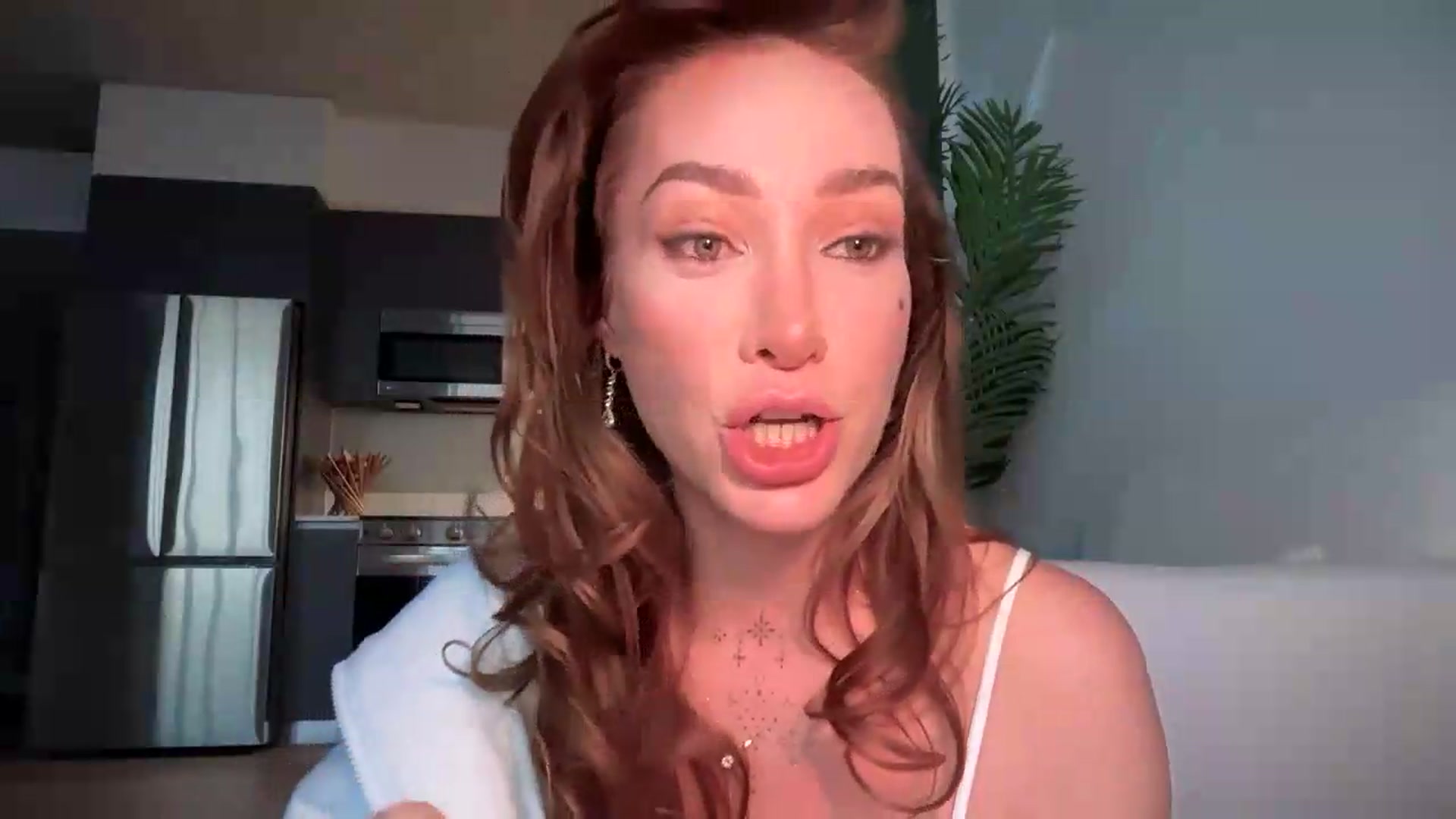 Gallery image thumbnail from Jevoryn's myfreecams stream on, 08/16/2026, 24:00 image 10 of 20