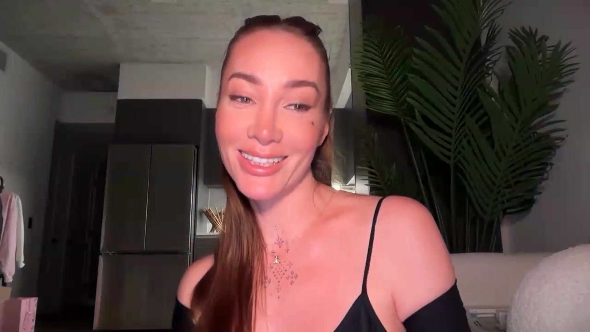 Gallery image thumbnail from Jevoryn's myfreecams stream on, 08/18/2026, 24:46 image 3 of 20