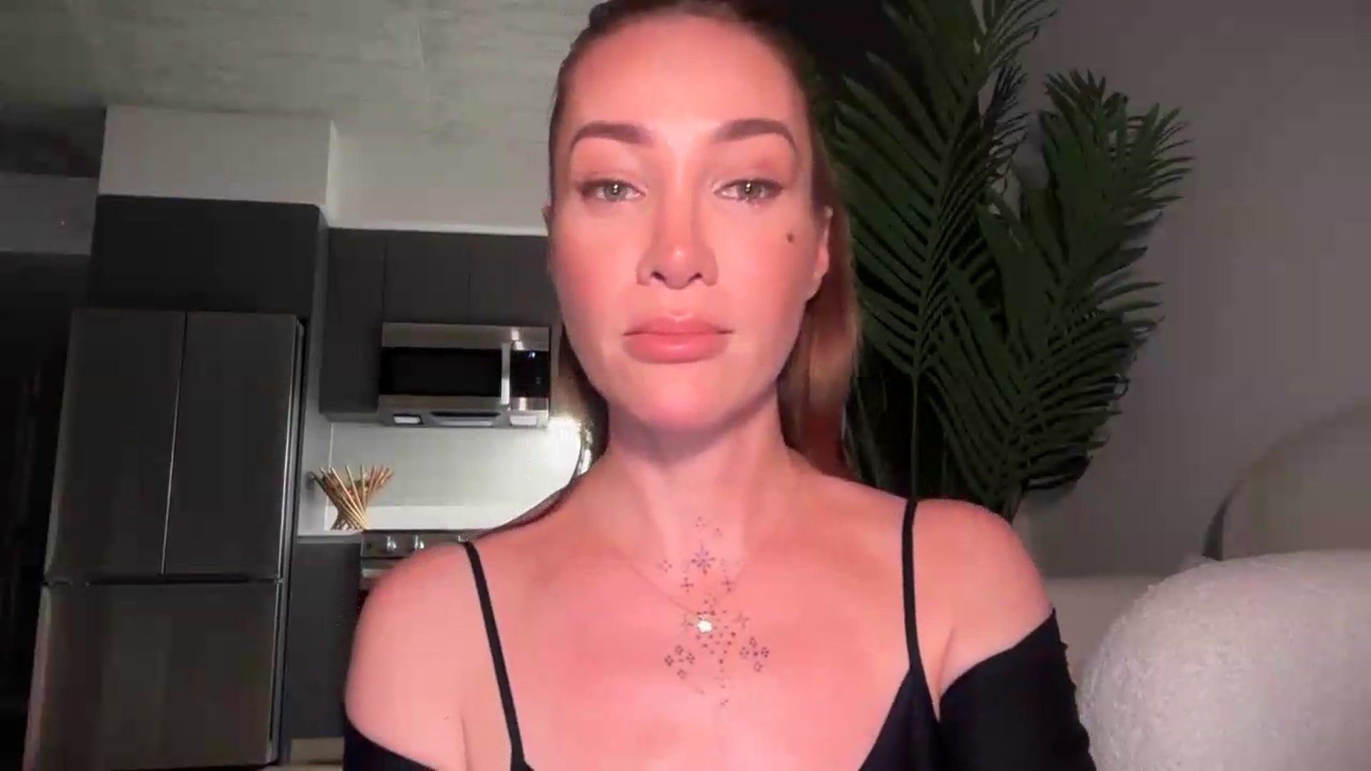 Gallery image thumbnail from Jevoryn's myfreecams stream on, 08/18/2026, 01:07 image 7 of 20