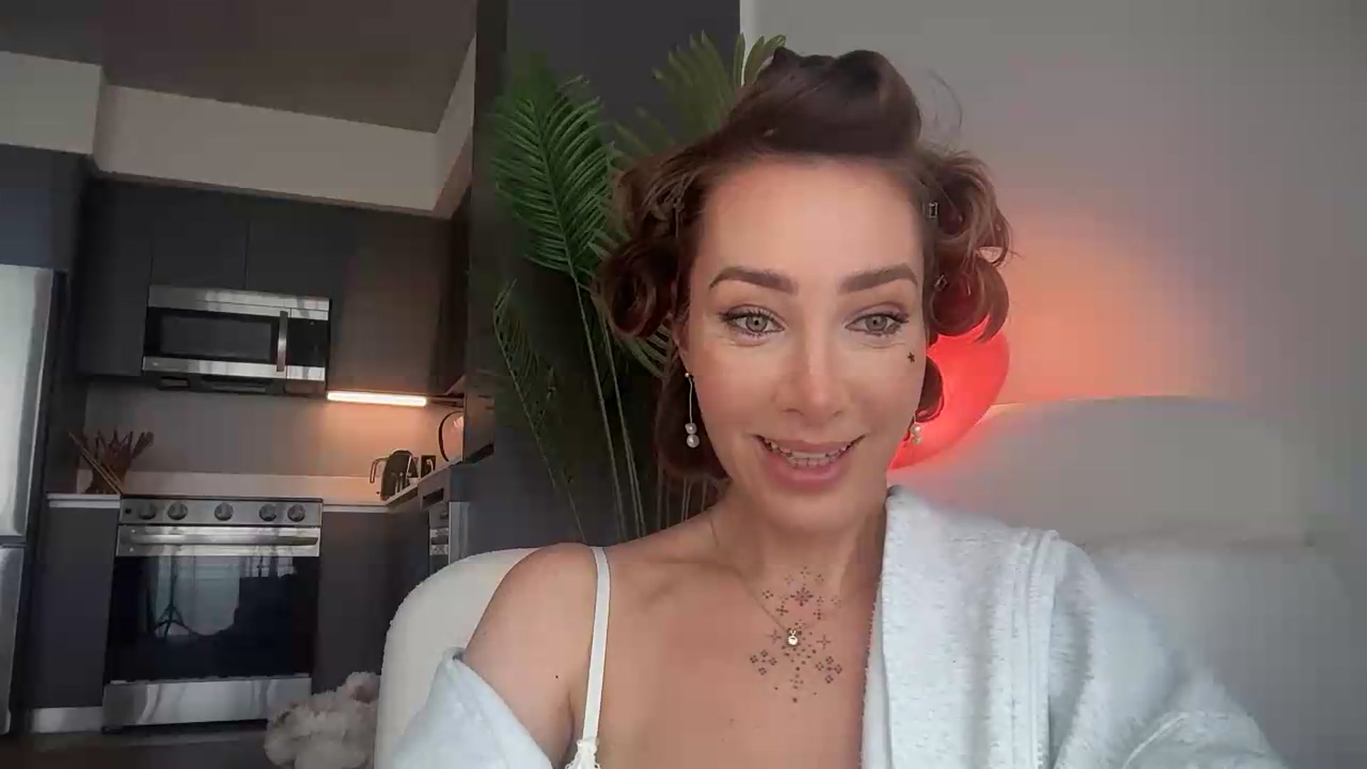 Gallery image thumbnail from Jevoryn's myfreecams stream on, 08/24/2026, 19:17 image 15 of 20