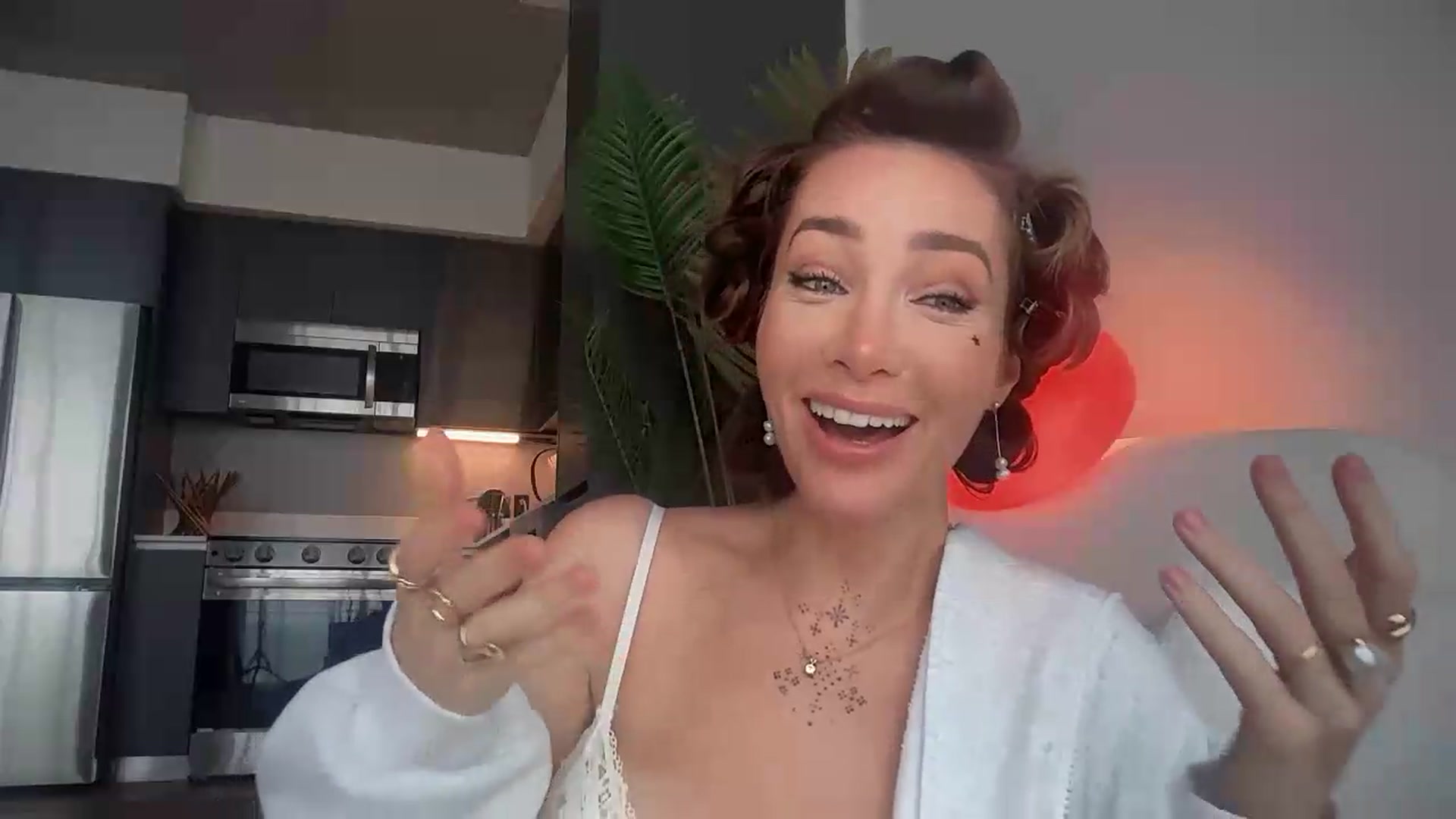 Gallery image thumbnail from Jevoryn's myfreecams stream on, 08/24/2026, 19:17 image 8 of 20