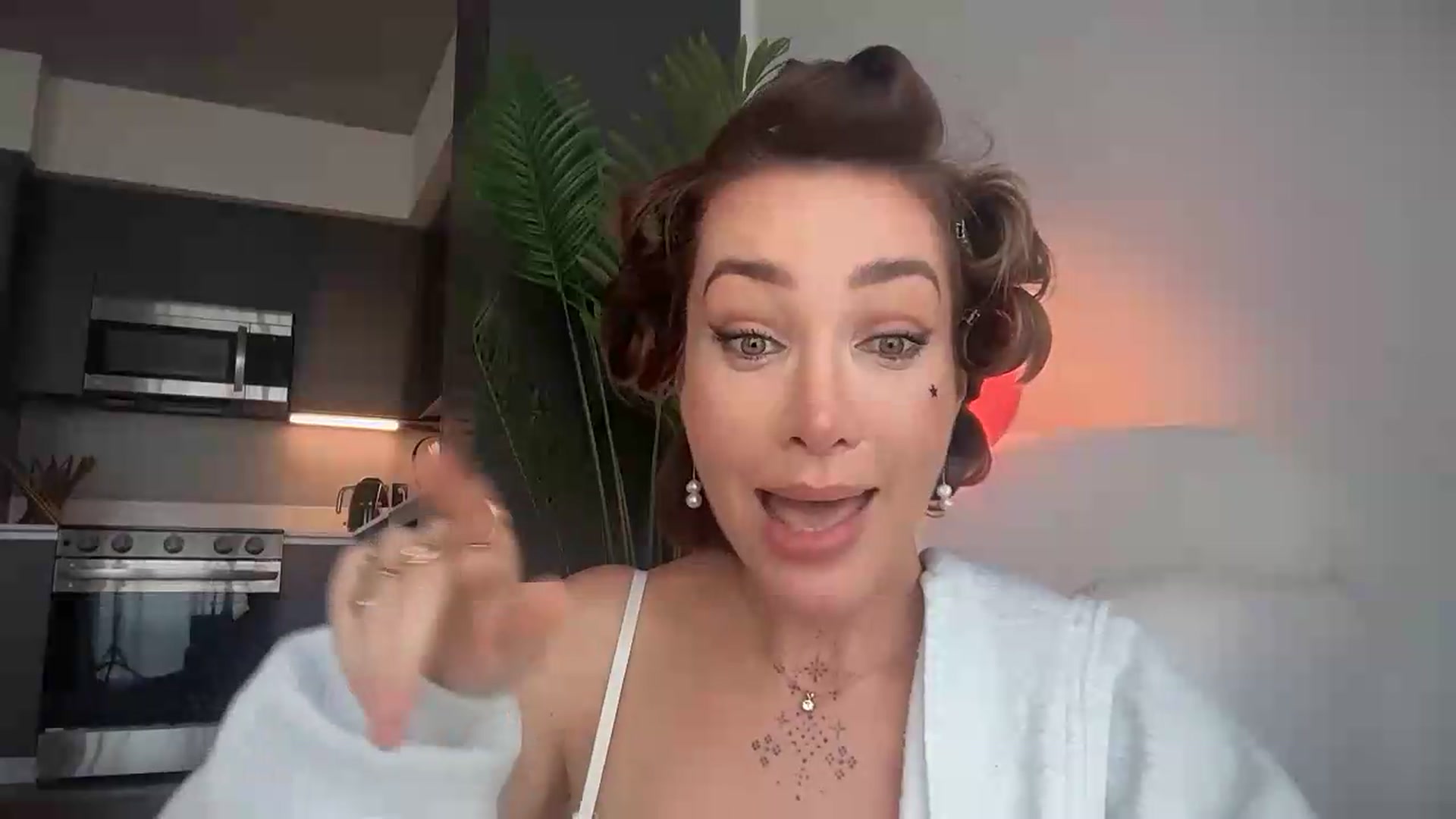 Gallery image thumbnail from Jevoryn's myfreecams stream on, 08/24/2026, 19:17 image 20 of 20