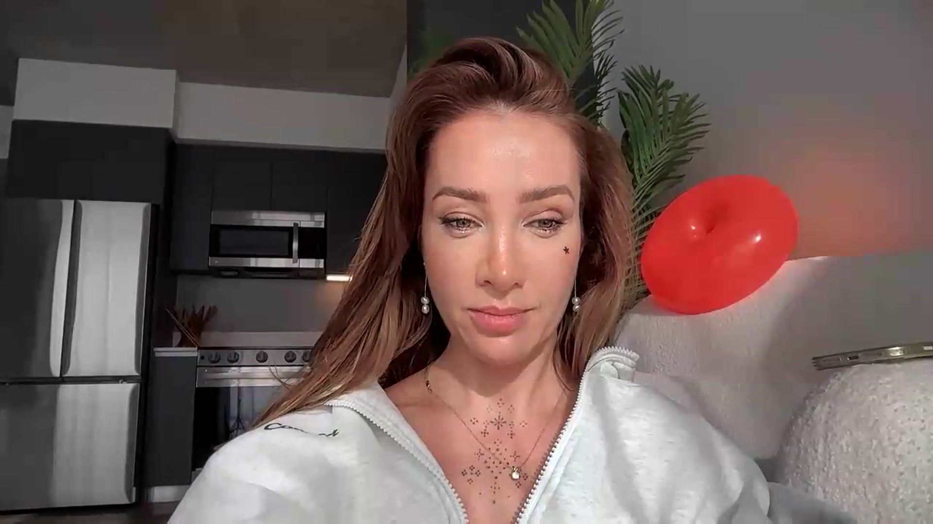 Gallery image thumbnail from Jevoryn's myfreecams stream on, 08/24/2026, 22:13 image 11 of 20