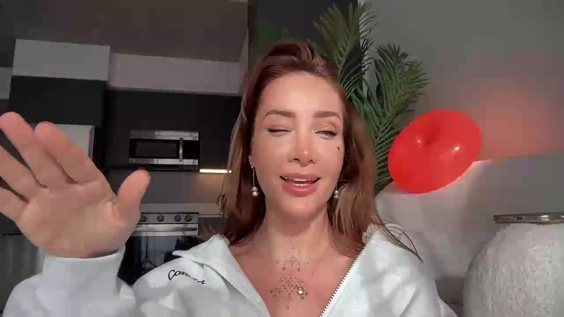 Gallery image thumbnail from Jevoryn's myfreecams stream on, 08/24/2026, 22:13 image 16 of 20