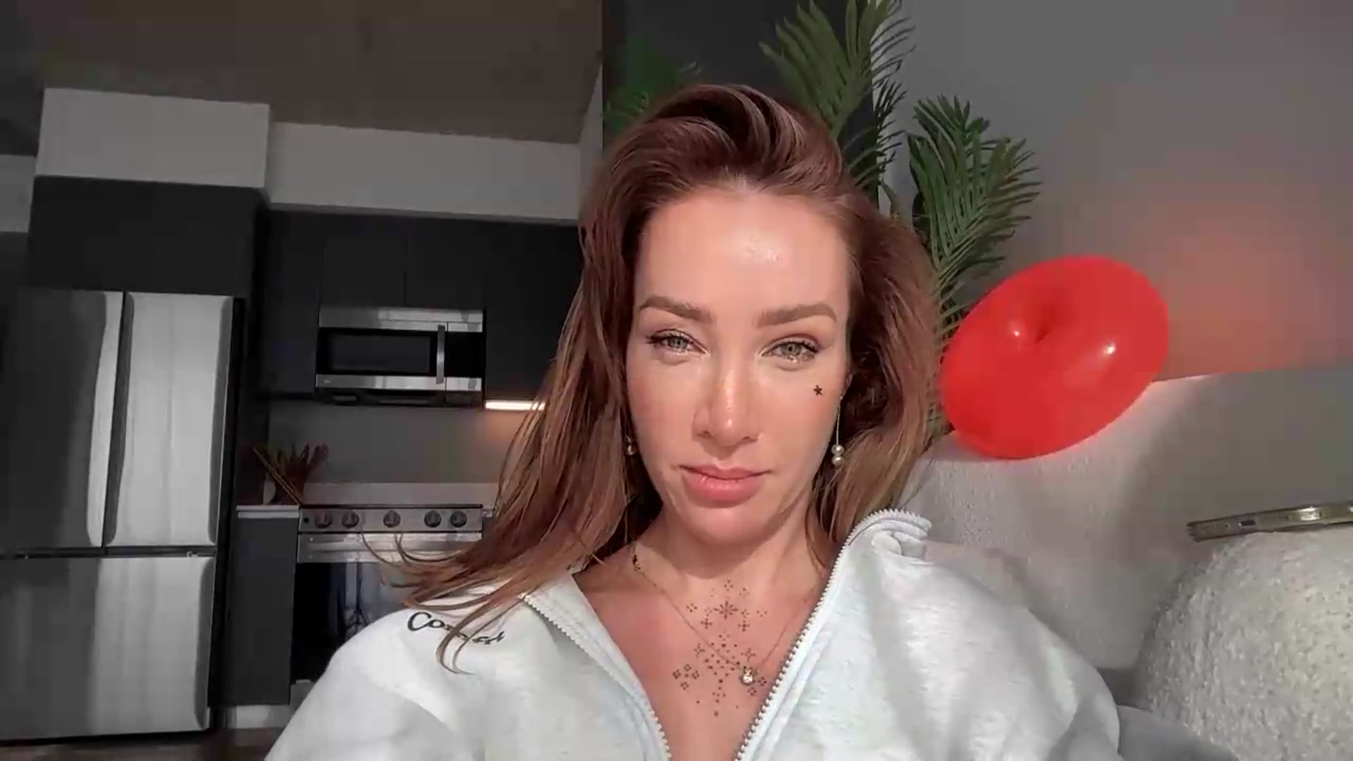 Gallery image thumbnail from Jevoryn's myfreecams stream on, 08/24/2026, 22:13 image 12 of 20