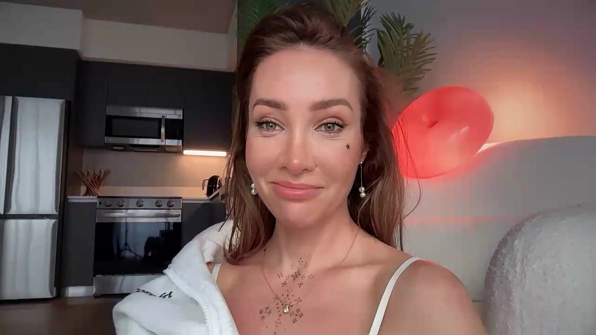 Gallery image thumbnail from Jevoryn's myfreecams stream on, 08/24/2026, 22:44 image 8 of 20