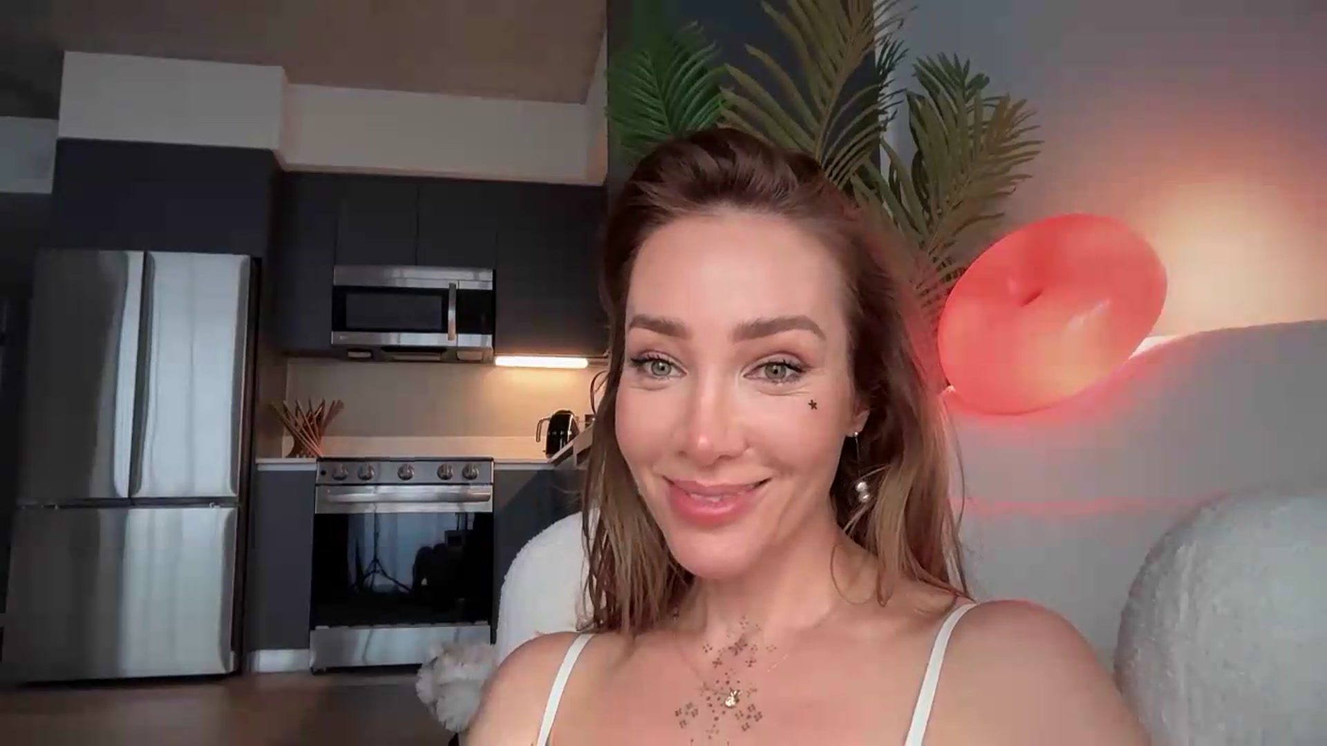 Gallery image thumbnail from Jevoryn's myfreecams stream on, 08/24/2026, 22:44 image 14 of 20