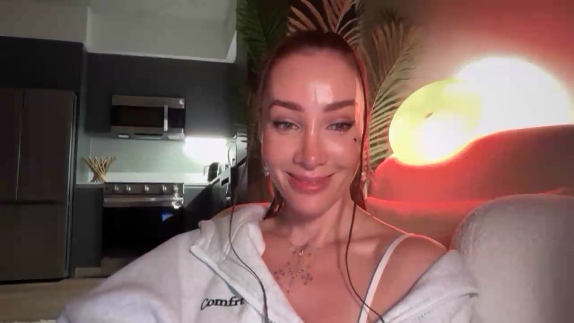 Gallery image thumbnail from Jevoryn's myfreecams stream on, 08/25/2026, 01:06 image 18 of 20