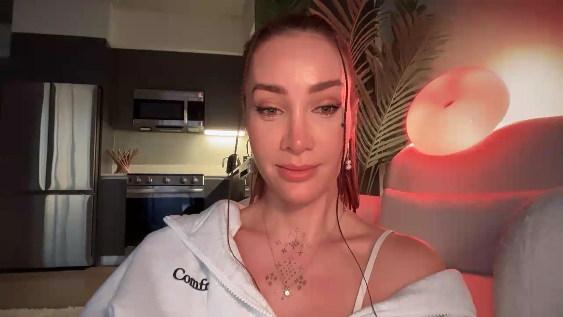 Gallery image thumbnail from Jevoryn's myfreecams stream on, 08/25/2026, 01:06 image 3 of 20