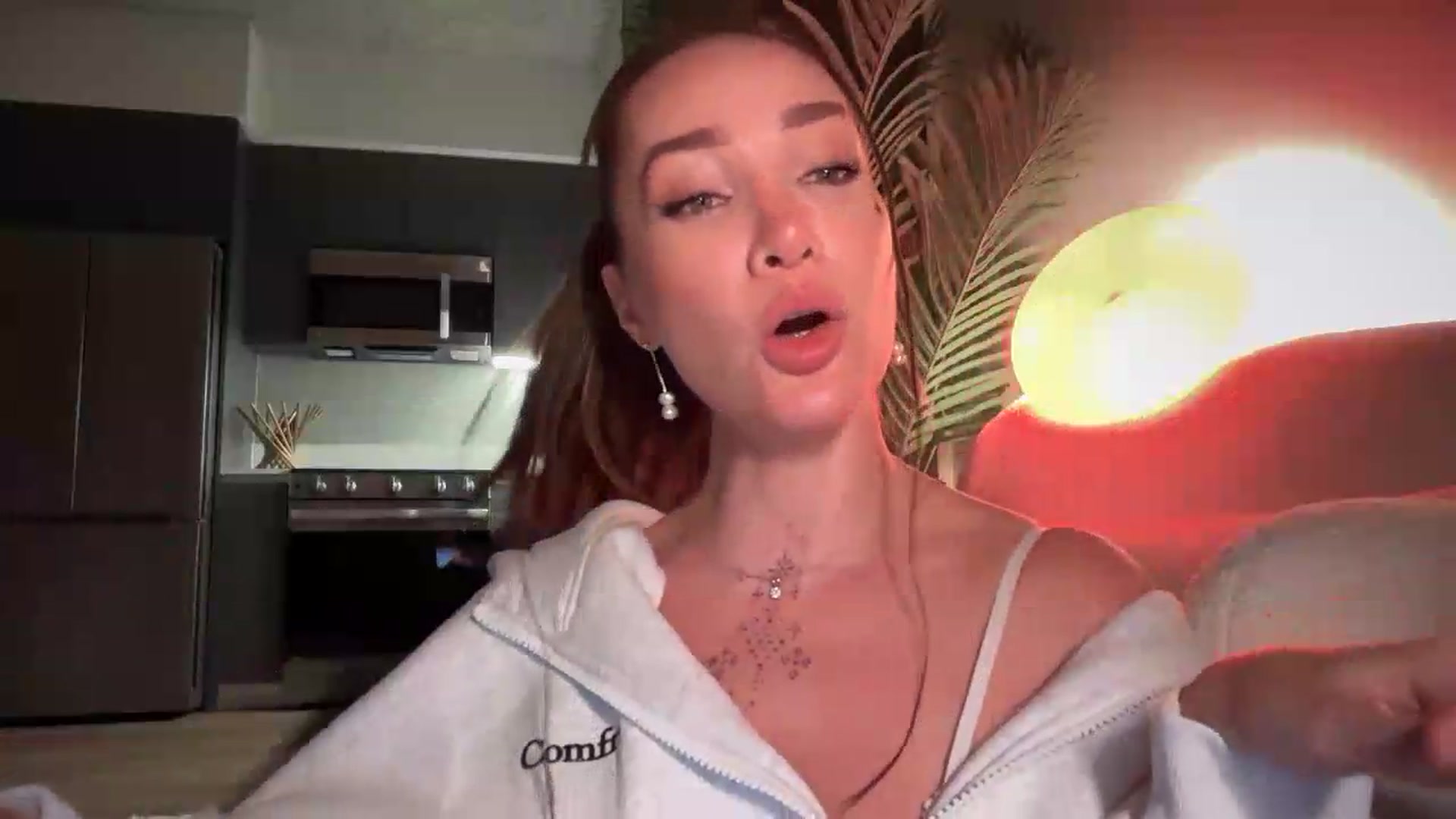 Gallery image thumbnail from Jevoryn's myfreecams stream on, 08/25/2026, 01:06 image 16 of 20