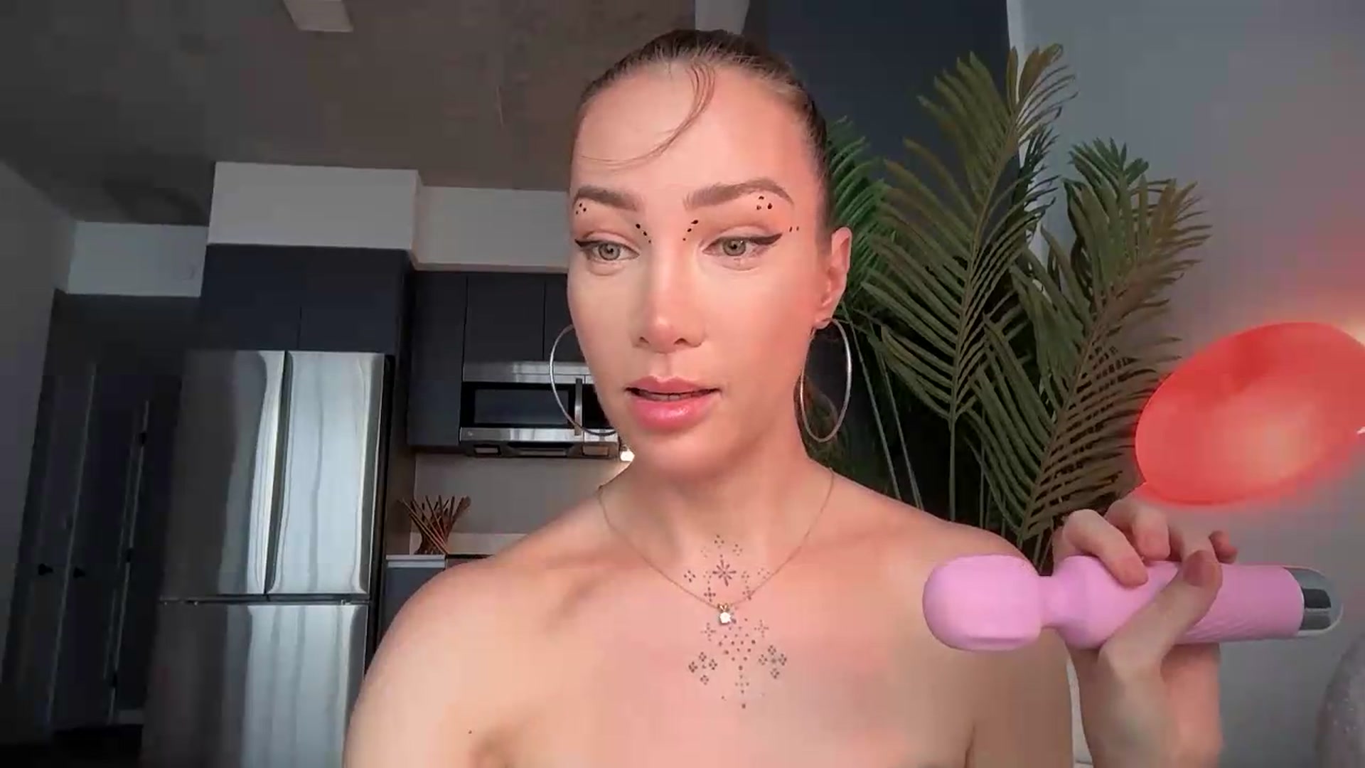 Gallery image thumbnail from Jevoryn's myfreecams stream on, 08/25/2026, 22:39 image 6 of 20