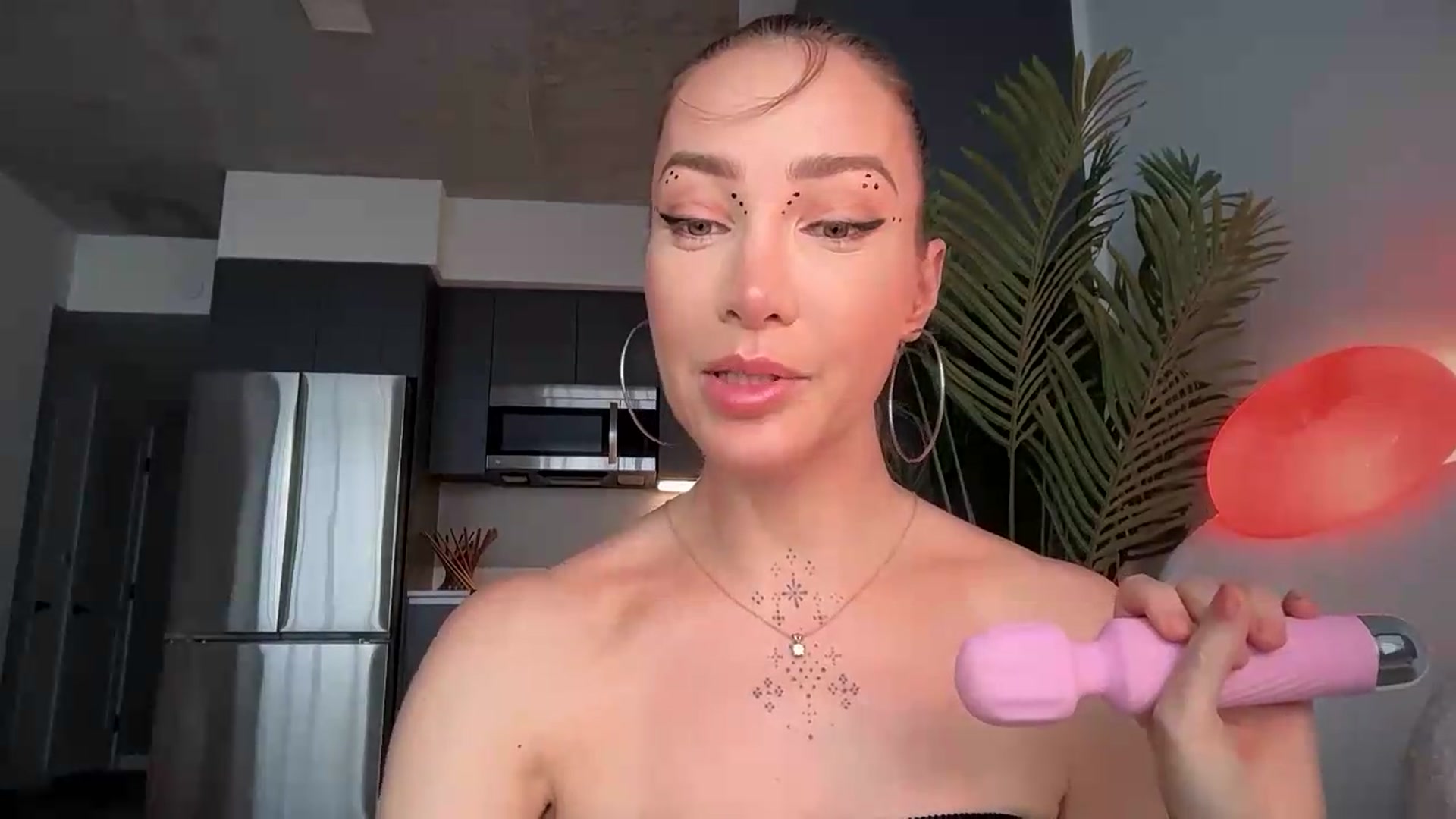 Gallery image thumbnail from Jevoryn's myfreecams stream on, 08/25/2026, 22:39 image 2 of 20
