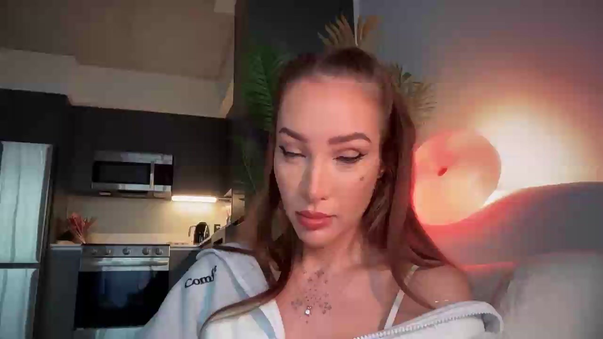 Gallery image thumbnail from Jevoryn's myfreecams stream on, 08/28/2026, 23:49 image 13 of 20