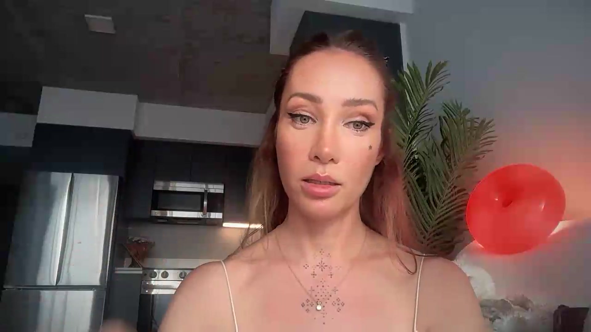 Gallery image thumbnail from Jevoryn's myfreecams stream on, 09/01/2026, 22:46 image 16 of 20