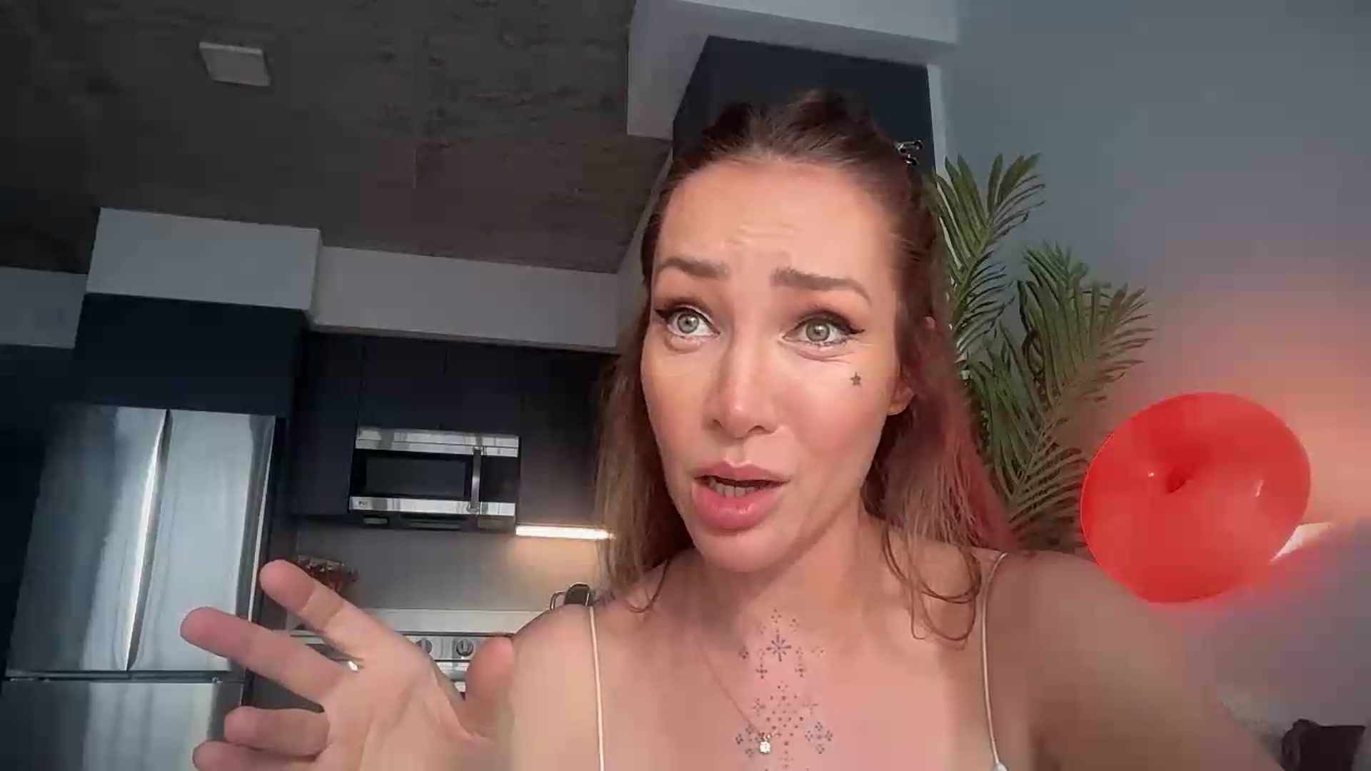 Gallery image thumbnail from Jevoryn's myfreecams stream on, 09/01/2026, 22:46 image 19 of 20