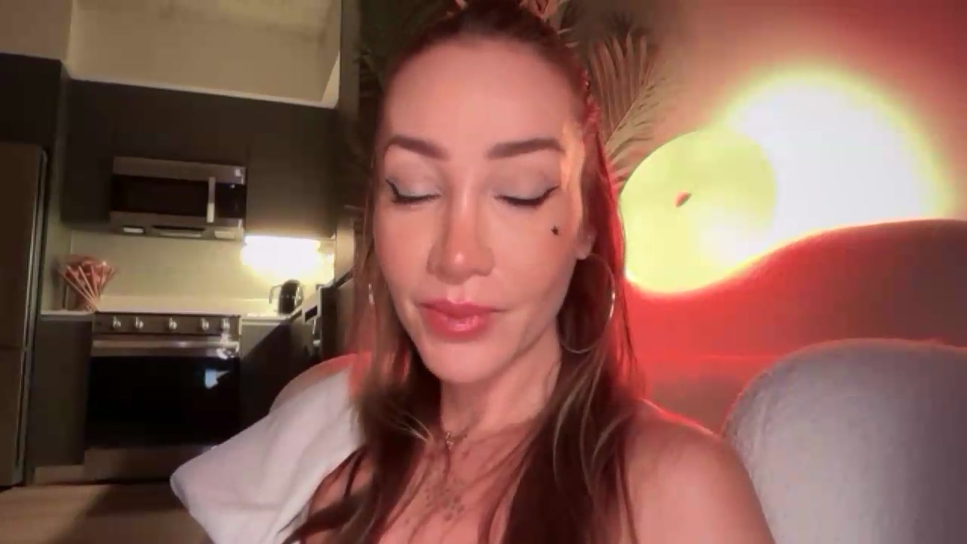 Gallery image thumbnail from Jevoryn's myfreecams stream on, 09/03/2026, 01:32 image 11 of 20