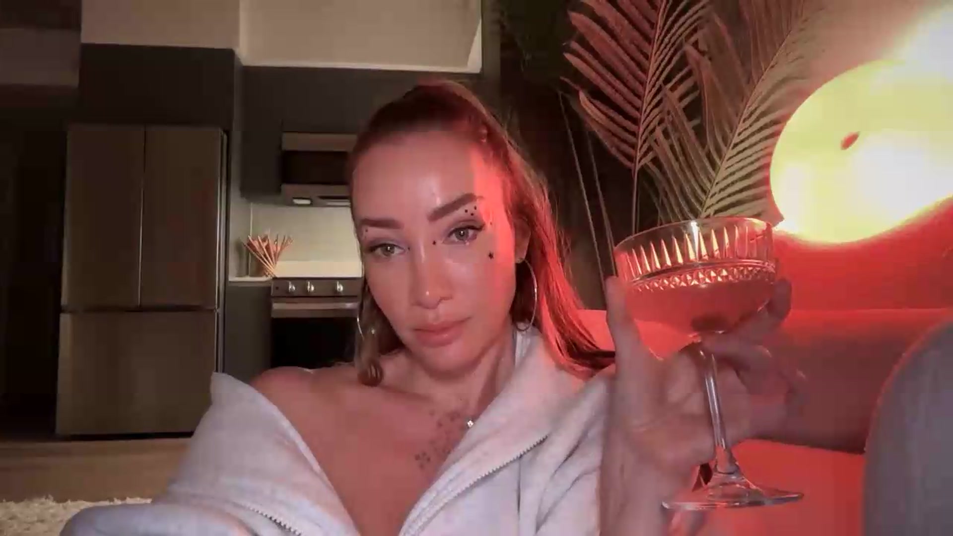 Gallery image thumbnail from Jevoryn's myfreecams stream on, 09/04/2026, 01:00 image 17 of 20