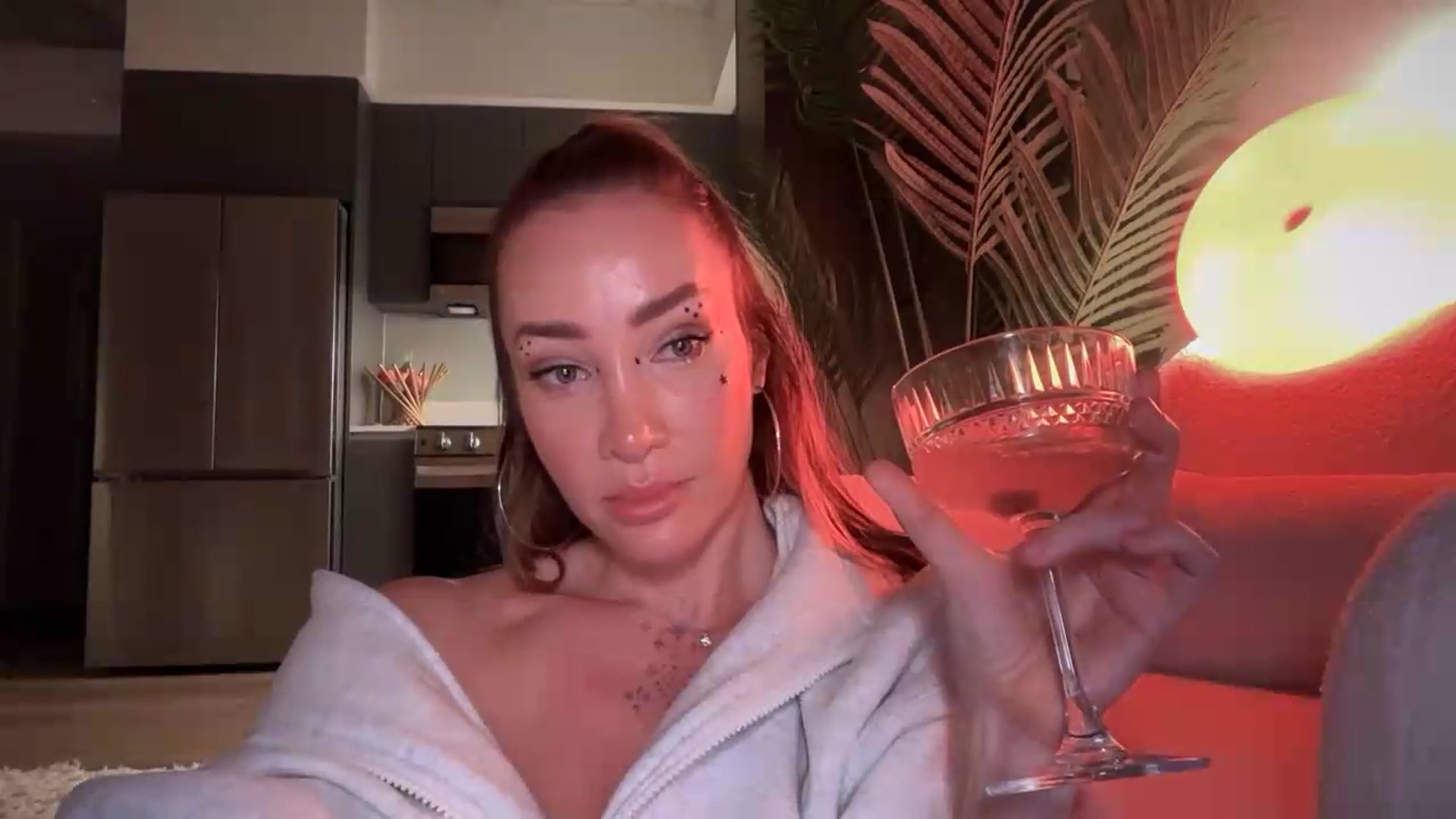 Gallery image thumbnail from Jevoryn's myfreecams stream on, 09/04/2026, 01:00 image 18 of 20