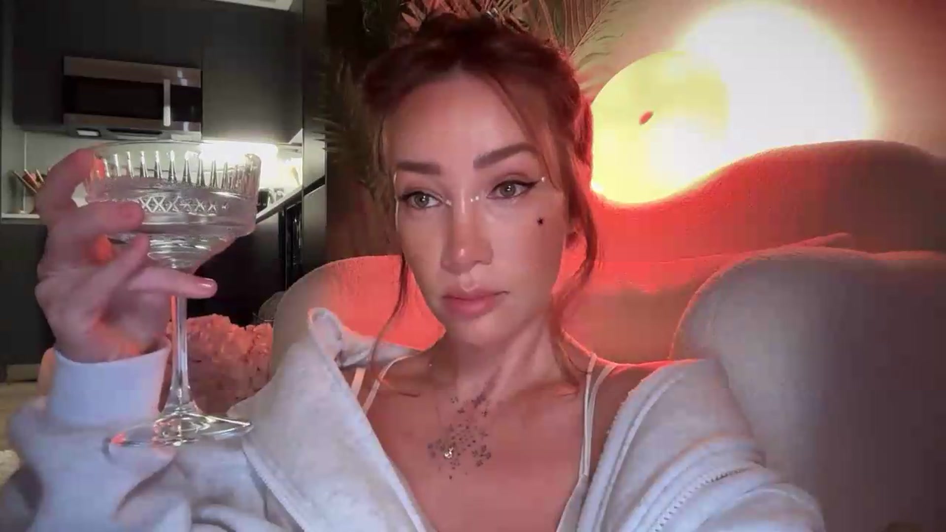 Gallery image thumbnail from Jevoryn's myfreecams stream on, 09/06/2026, 01:12 image 5 of 20