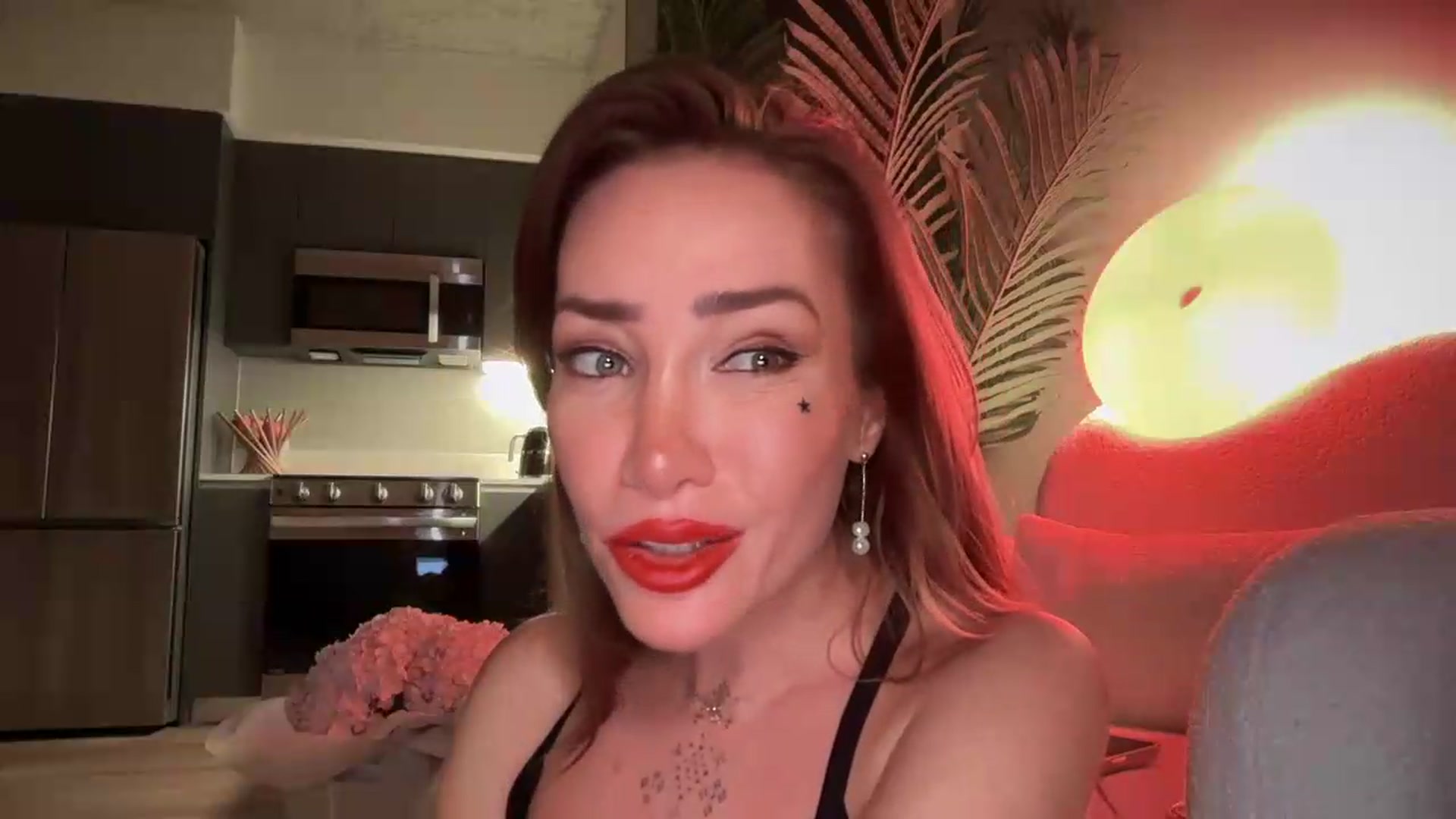Gallery image thumbnail from Jevoryn's myfreecams stream on, 09/09/2026, 03:53 image 13 of 20
