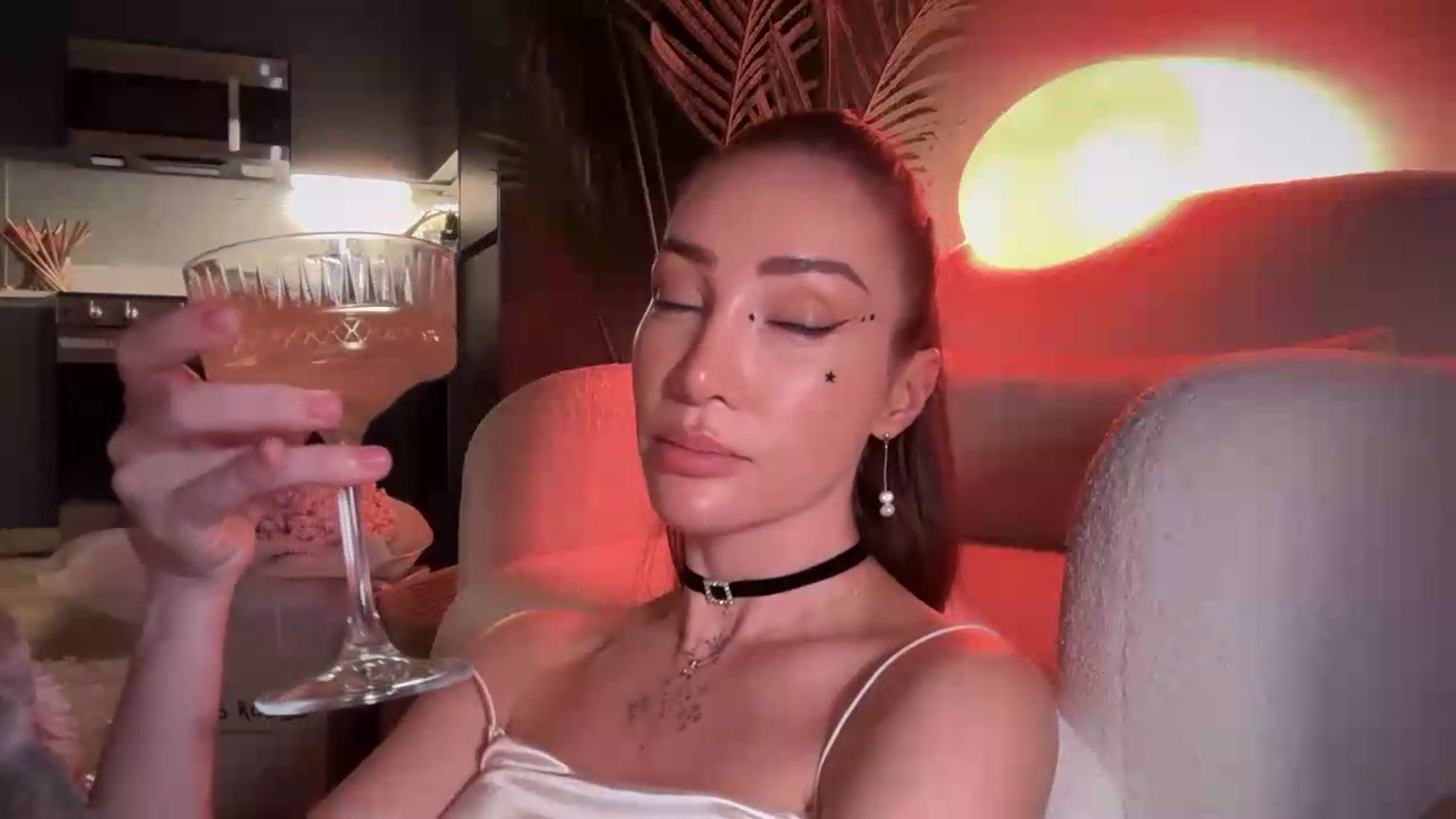 Gallery image thumbnail from Jevoryn's myfreecams stream on, 09/10/2026, 01:37 image 10 of 20