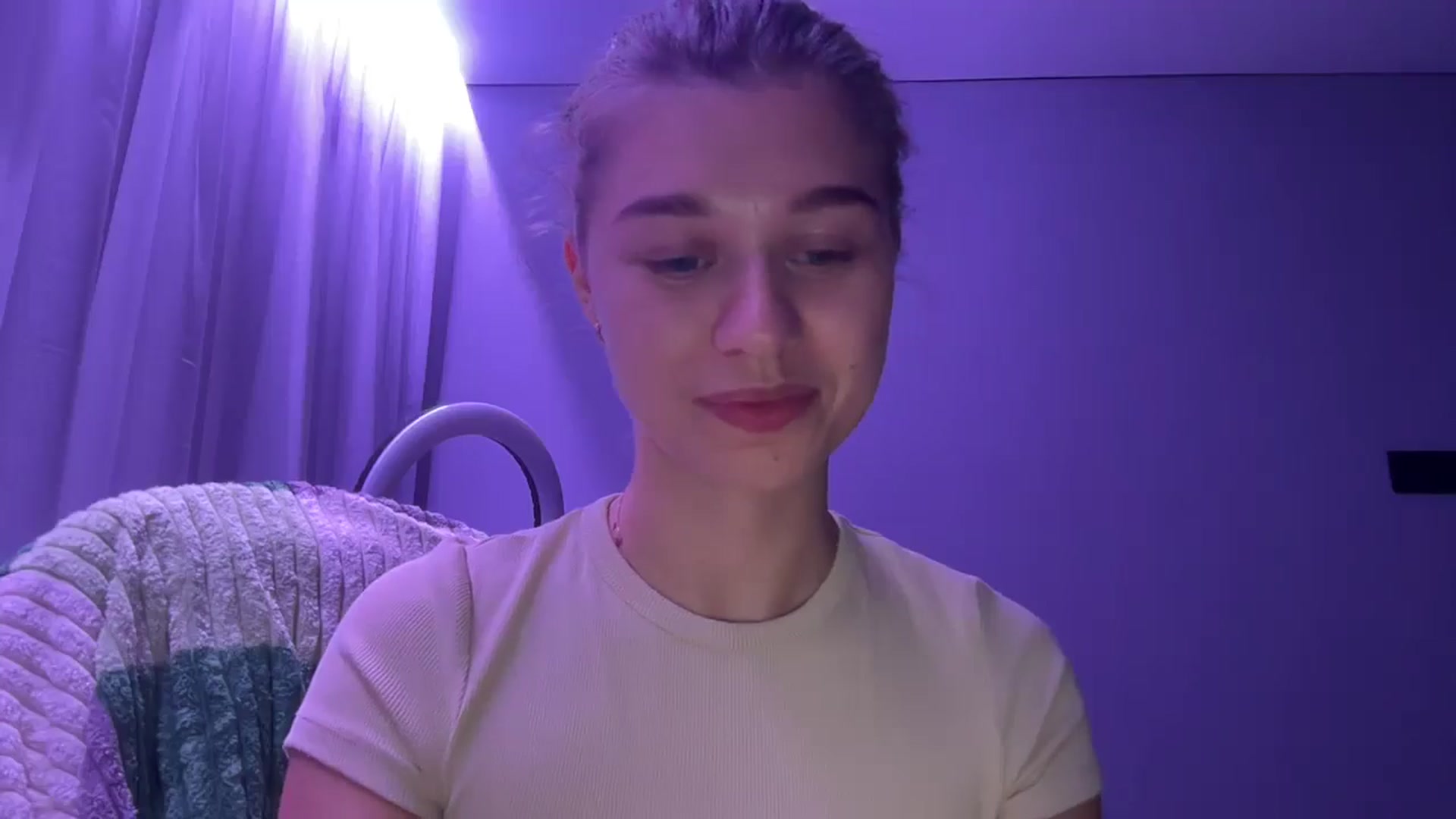 Gallery image thumbnail from JewelReigns's myfreecams stream on, 10/12/2025, 17:45 image 9 of 20