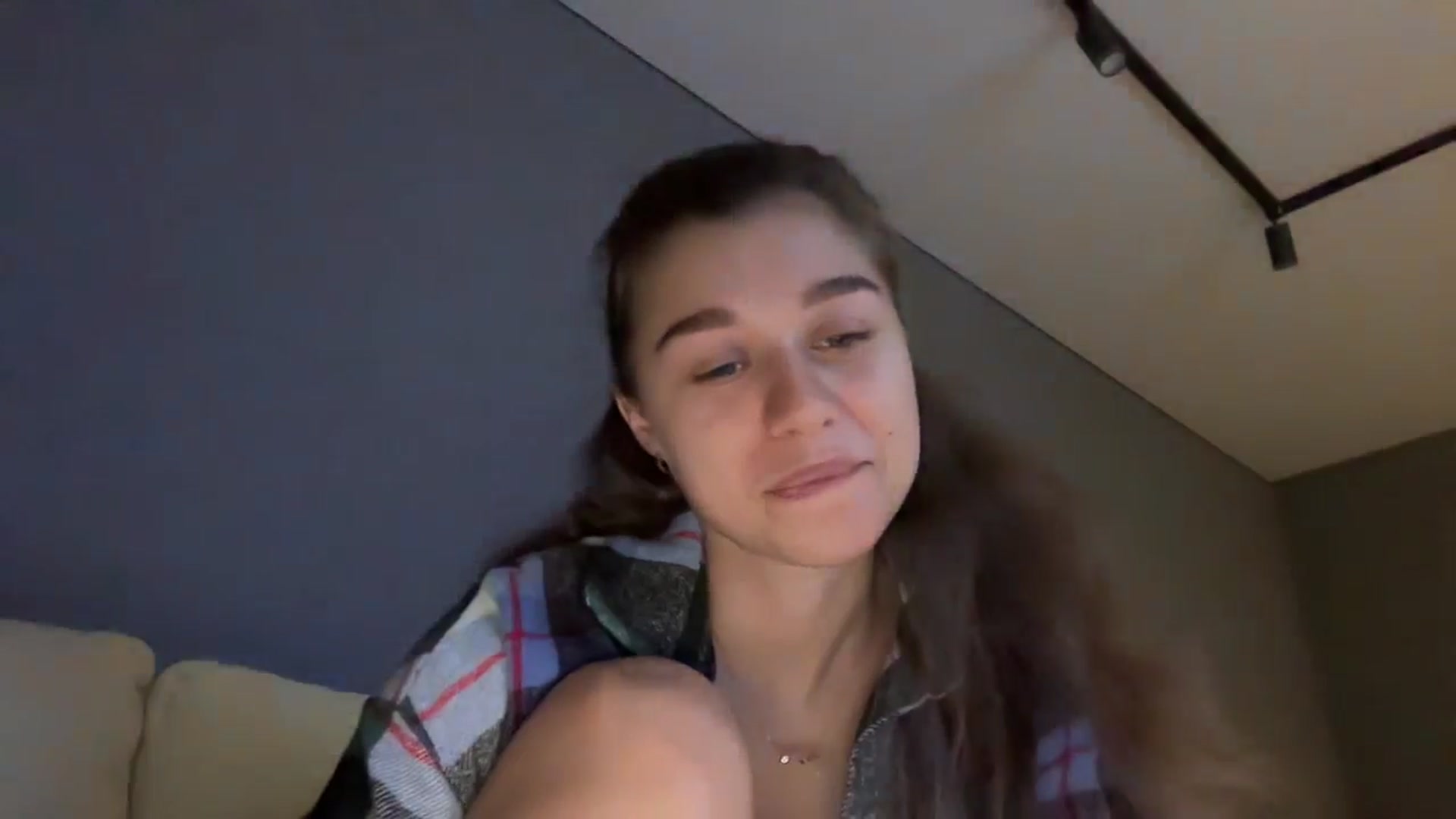 Gallery image thumbnail from JewelReigns's myfreecams stream on, 10/13/2025, 15:05 image 13 of 20
