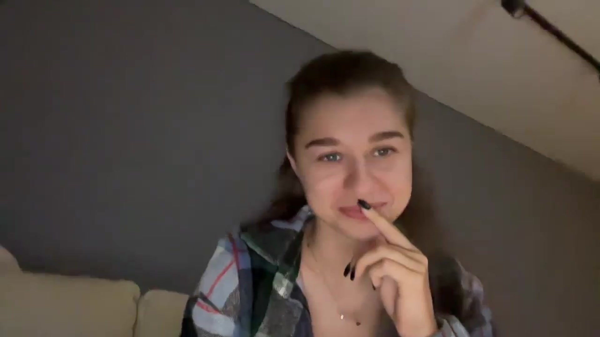 Gallery image thumbnail from JewelReigns's myfreecams stream on, 10/13/2025, 15:05 image 9 of 20