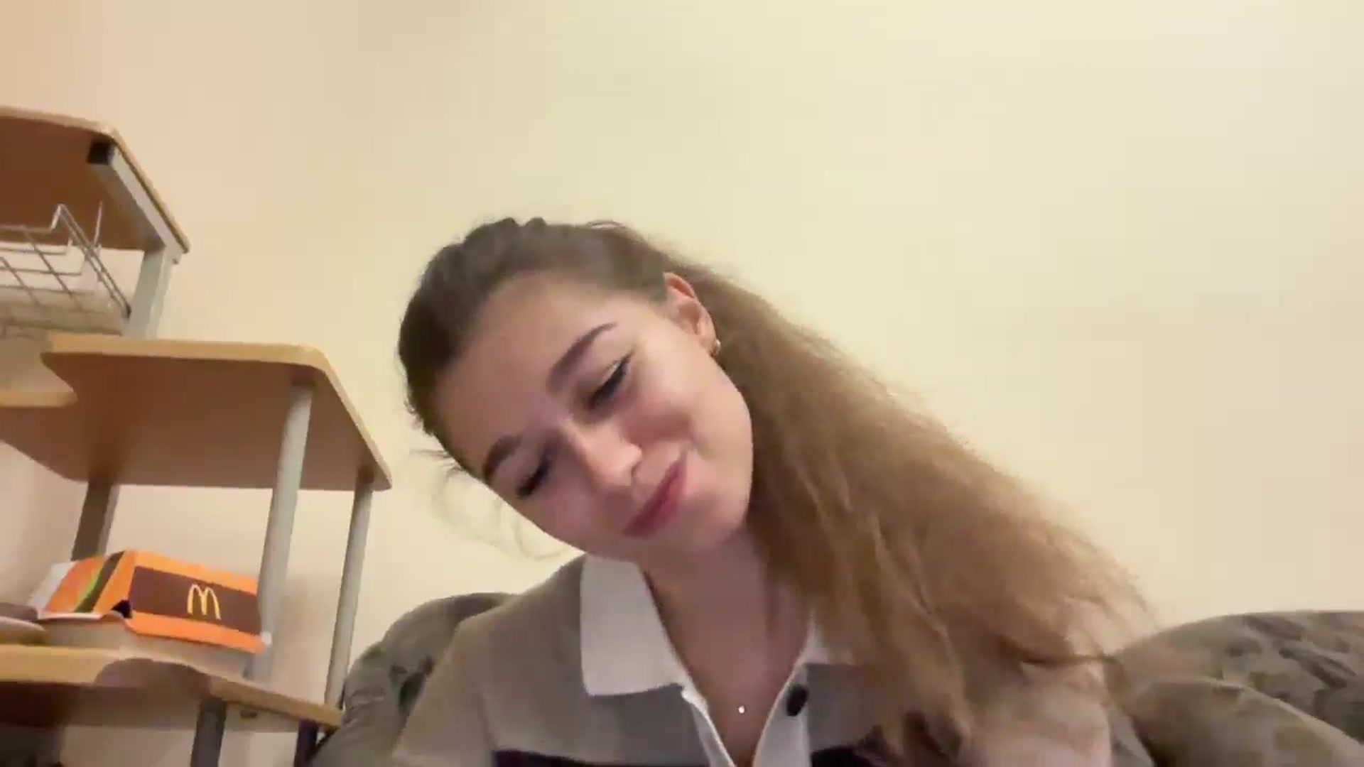 Gallery image thumbnail from JewelReigns's myfreecams stream on, 10/18/2025, 18:57 image 18 of 20